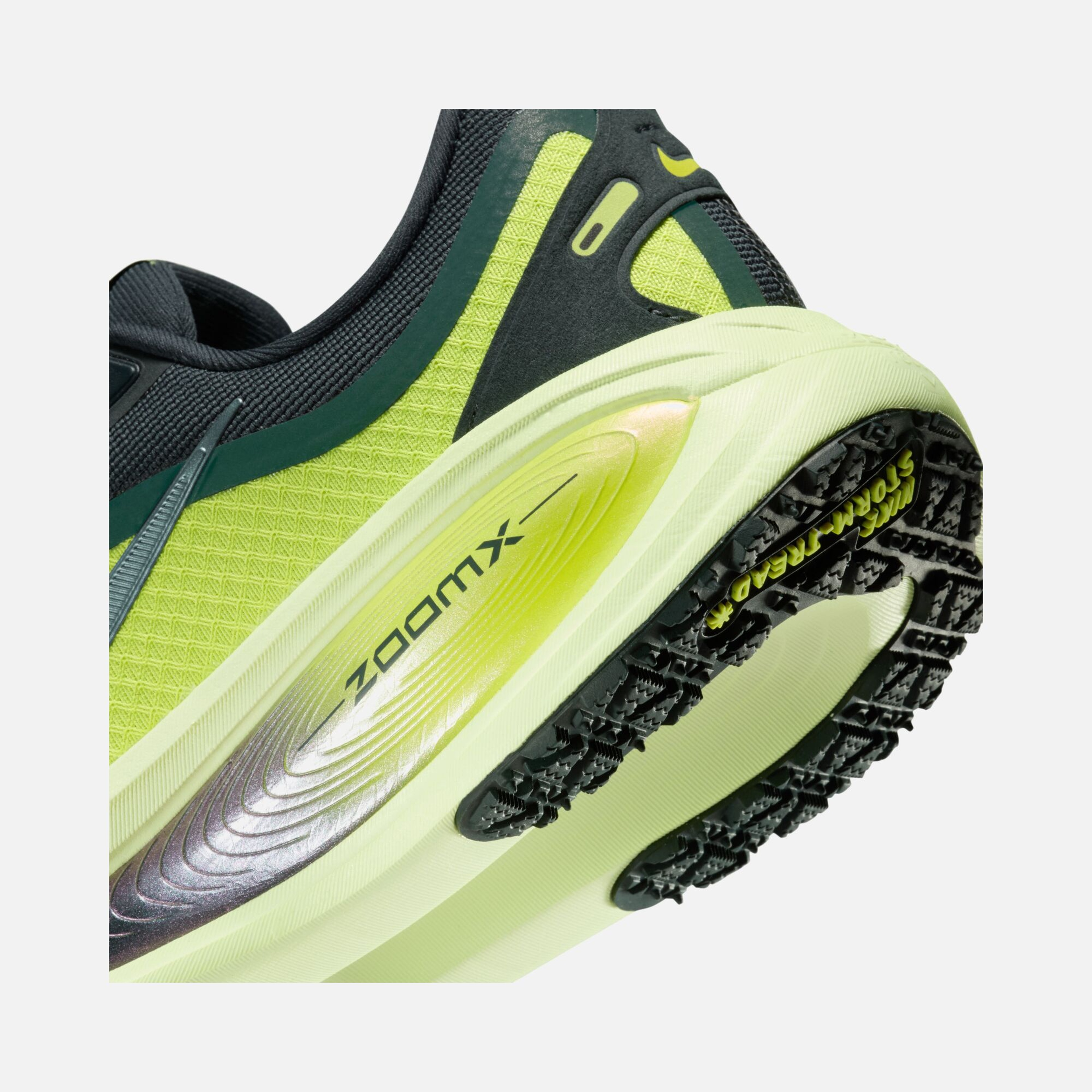 Nike Vomero 18 Gore-tex Kadın Koşu Ayakkabısı