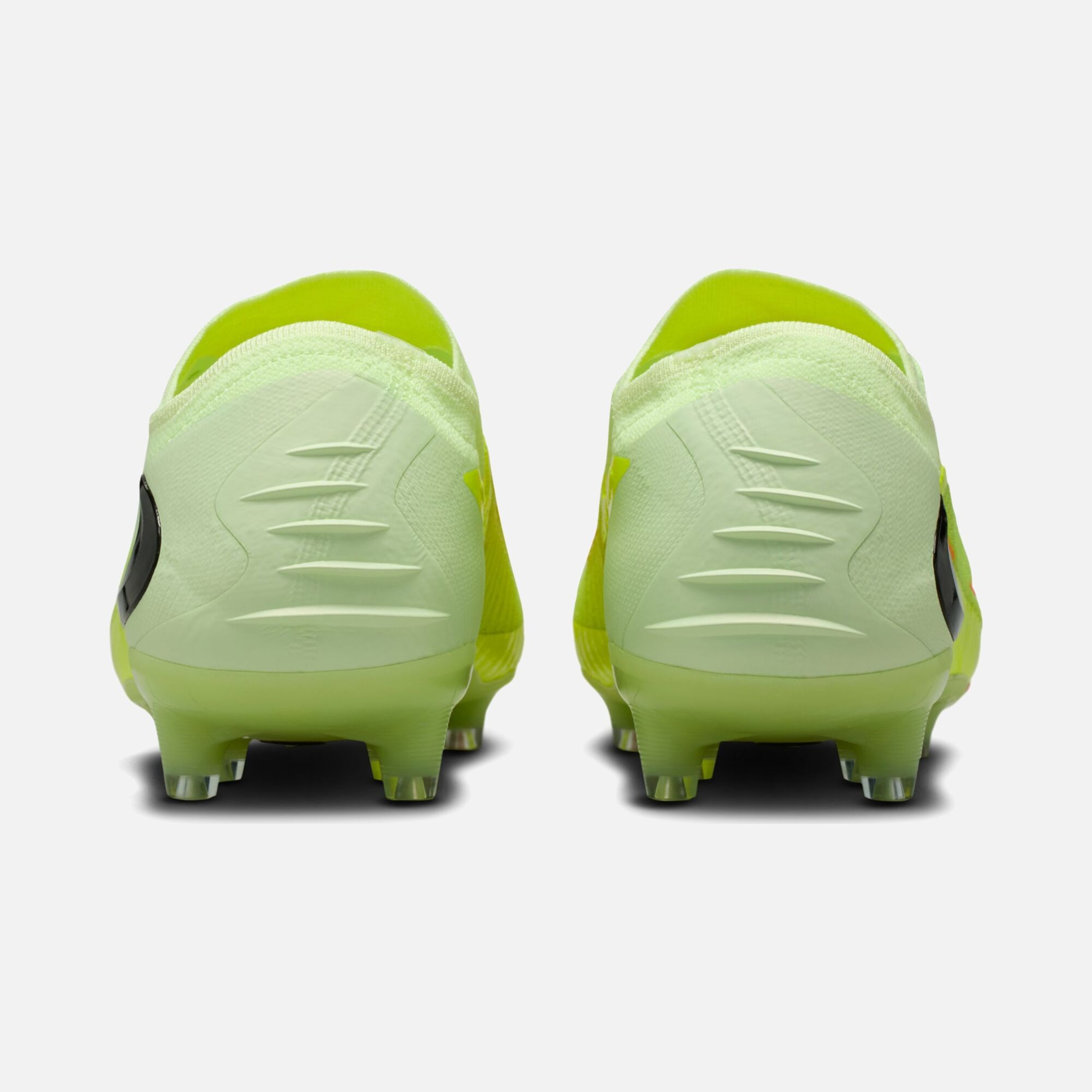 Nike Phantom 6 Low Elite Ag Pro Erkek Krampon