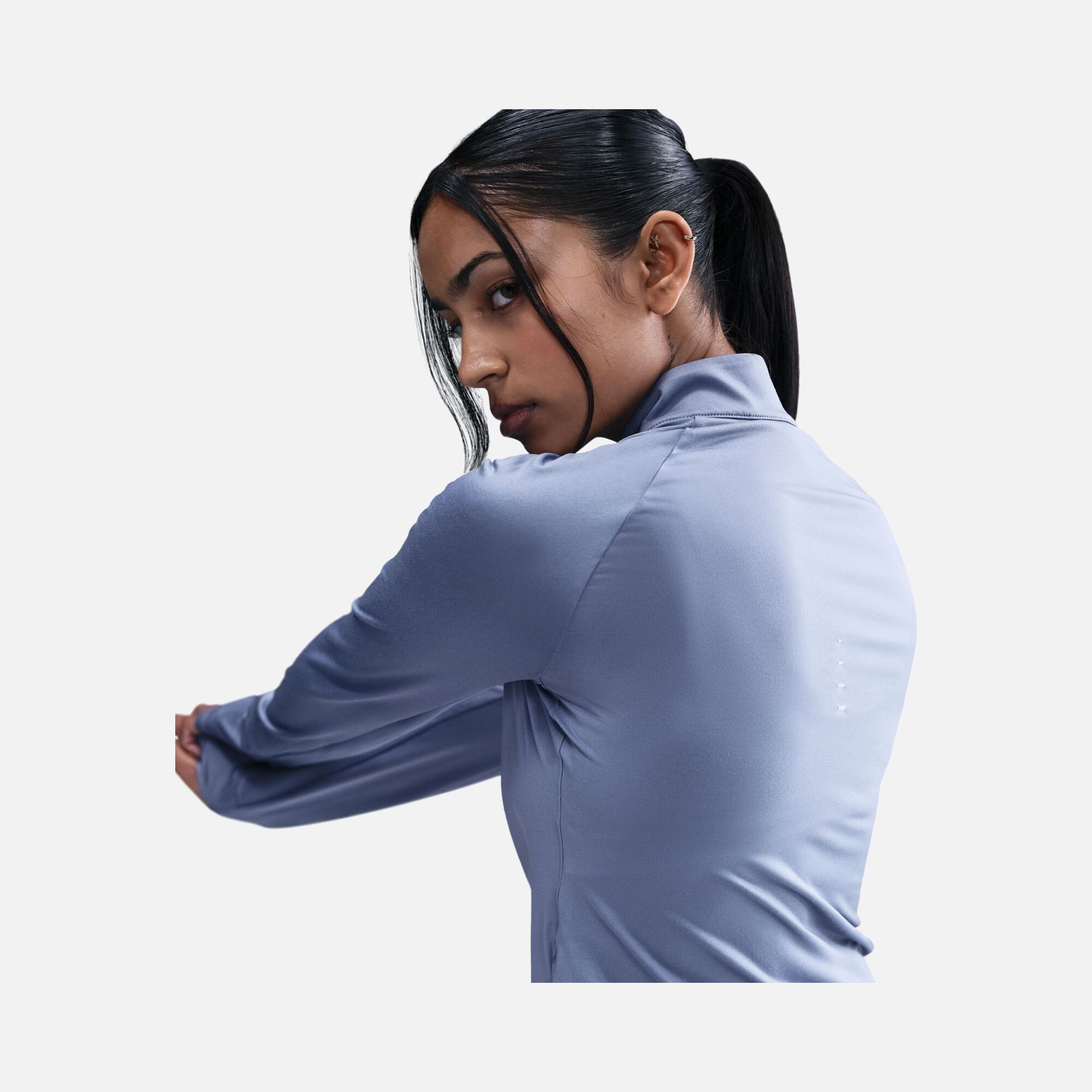 Nike Swift Dri-Fit UV 1/4-Zip Running Long-Sleeve Kadın Tişört