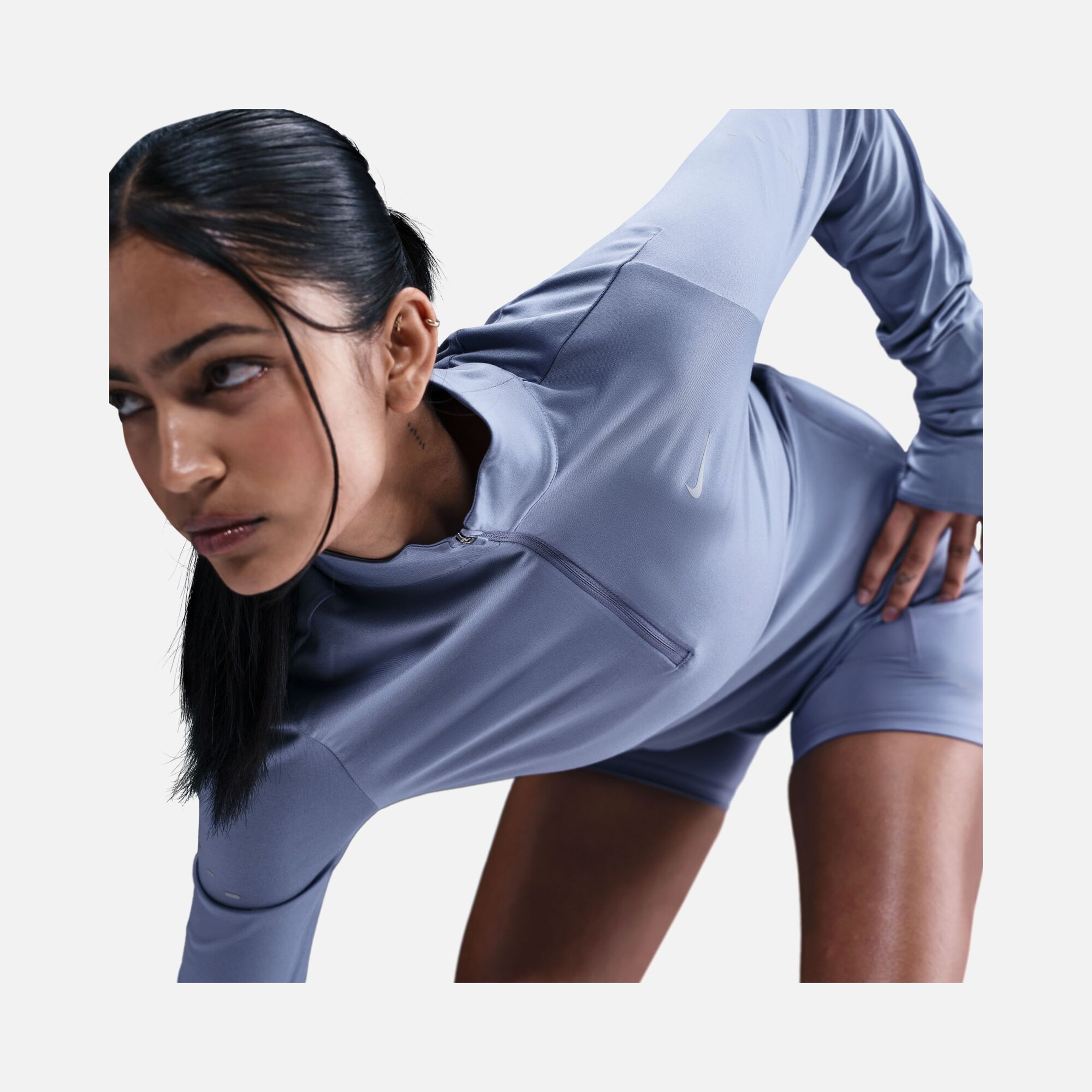 Nike Swift Dri-Fit UV 1/4-Zip Running Long-Sleeve Kadın Tişört