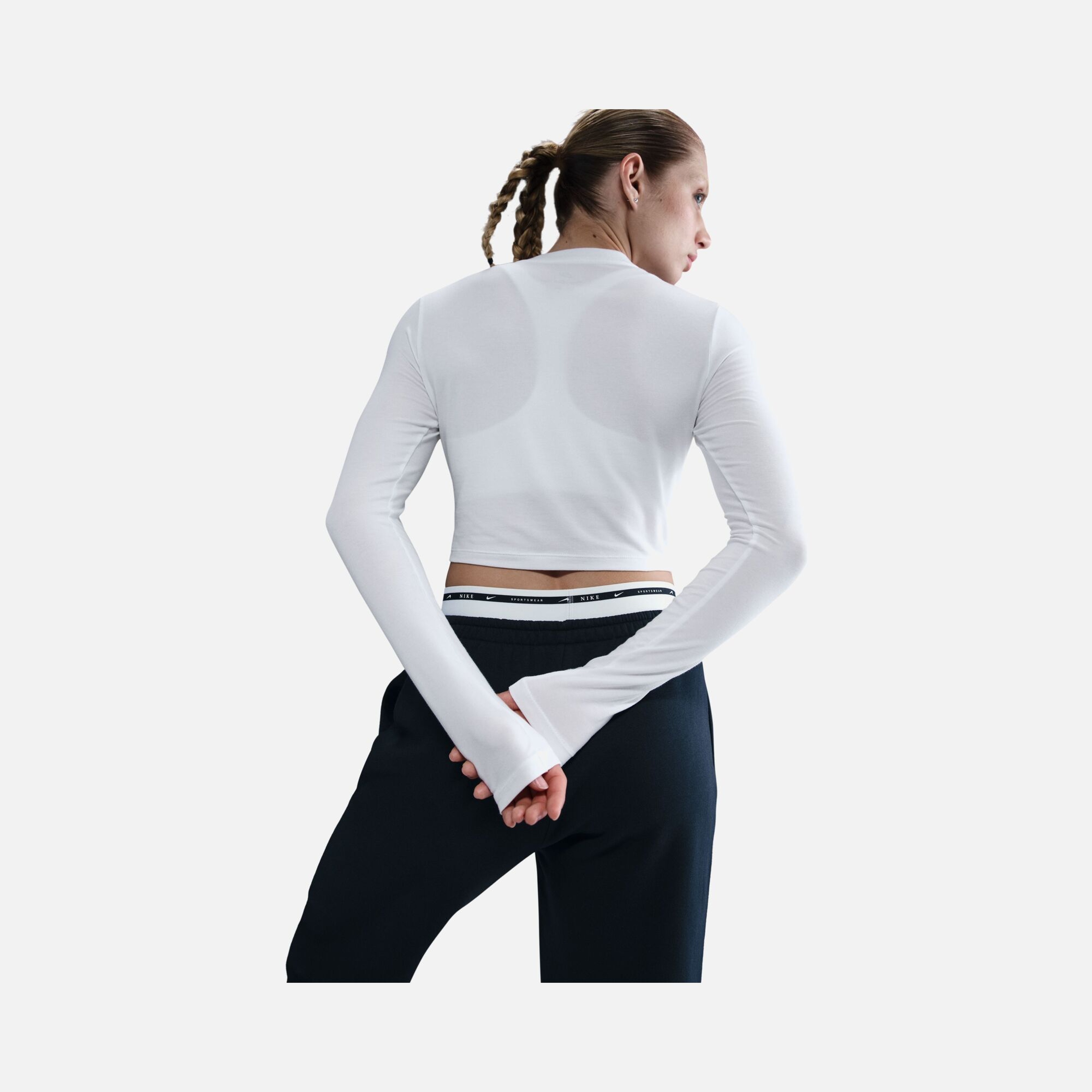 Nike Sportswear Chill Knit Slim Cropped Long-Sleeve Kadın Tişört