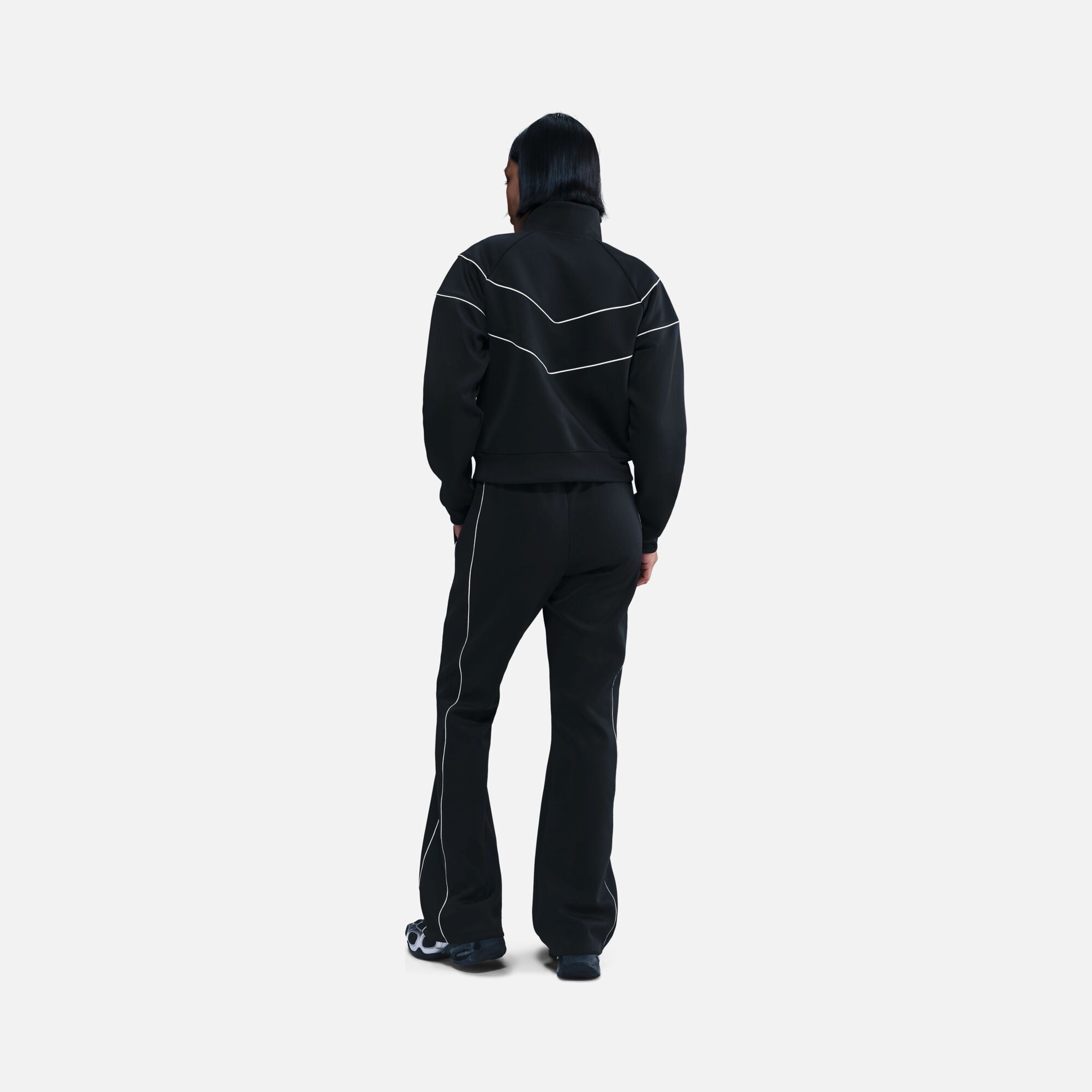 Nike Sportswear Essentials Windrunner Mid-Rise Slim Poly Knit Kadın Eşofman Altı