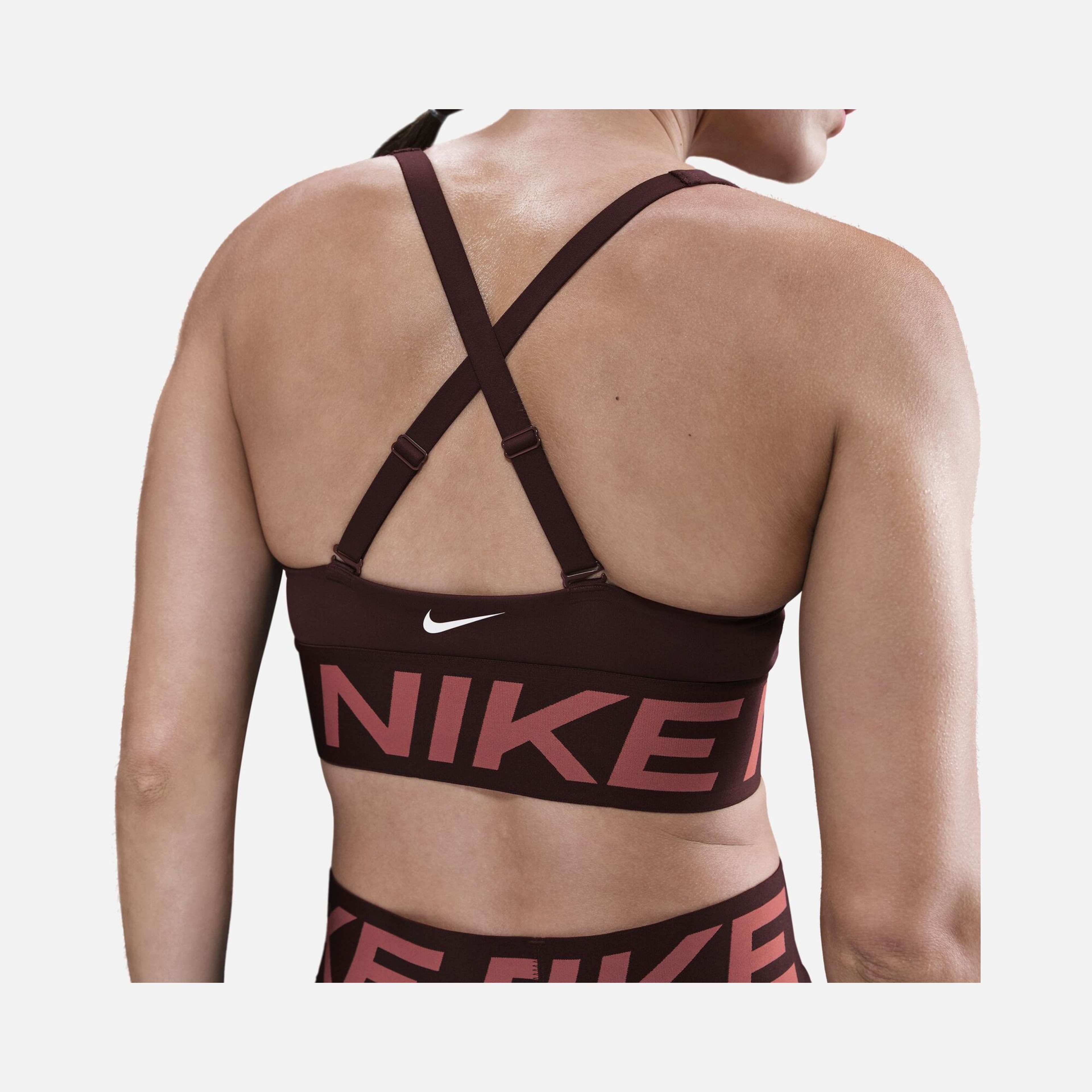 Nike Pro Indy Plunge Medium-Support Padded Training Kadın Bra