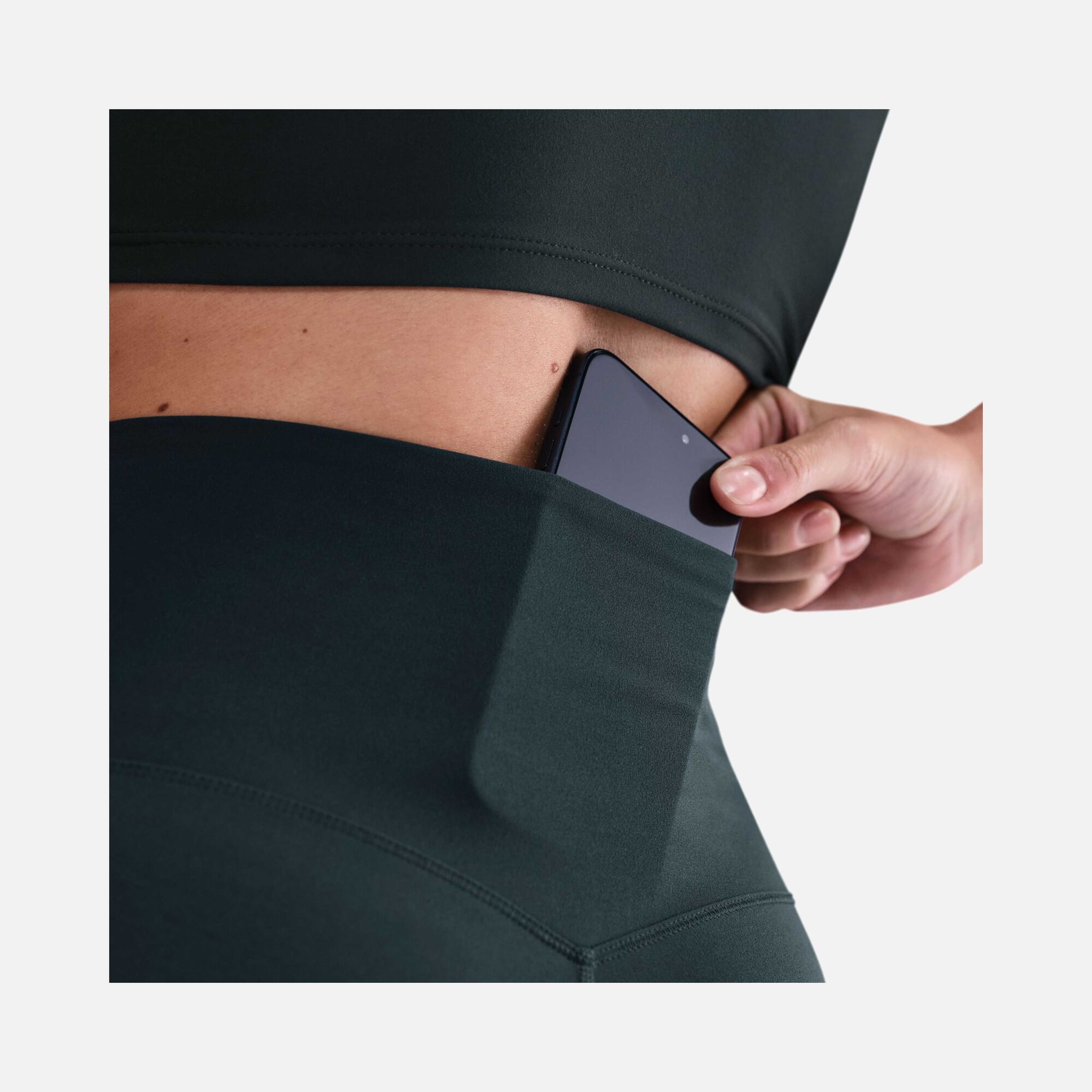 Nike Dri-Fit Zenvy High-Waisted Flared Leg Training Kadın Tayt