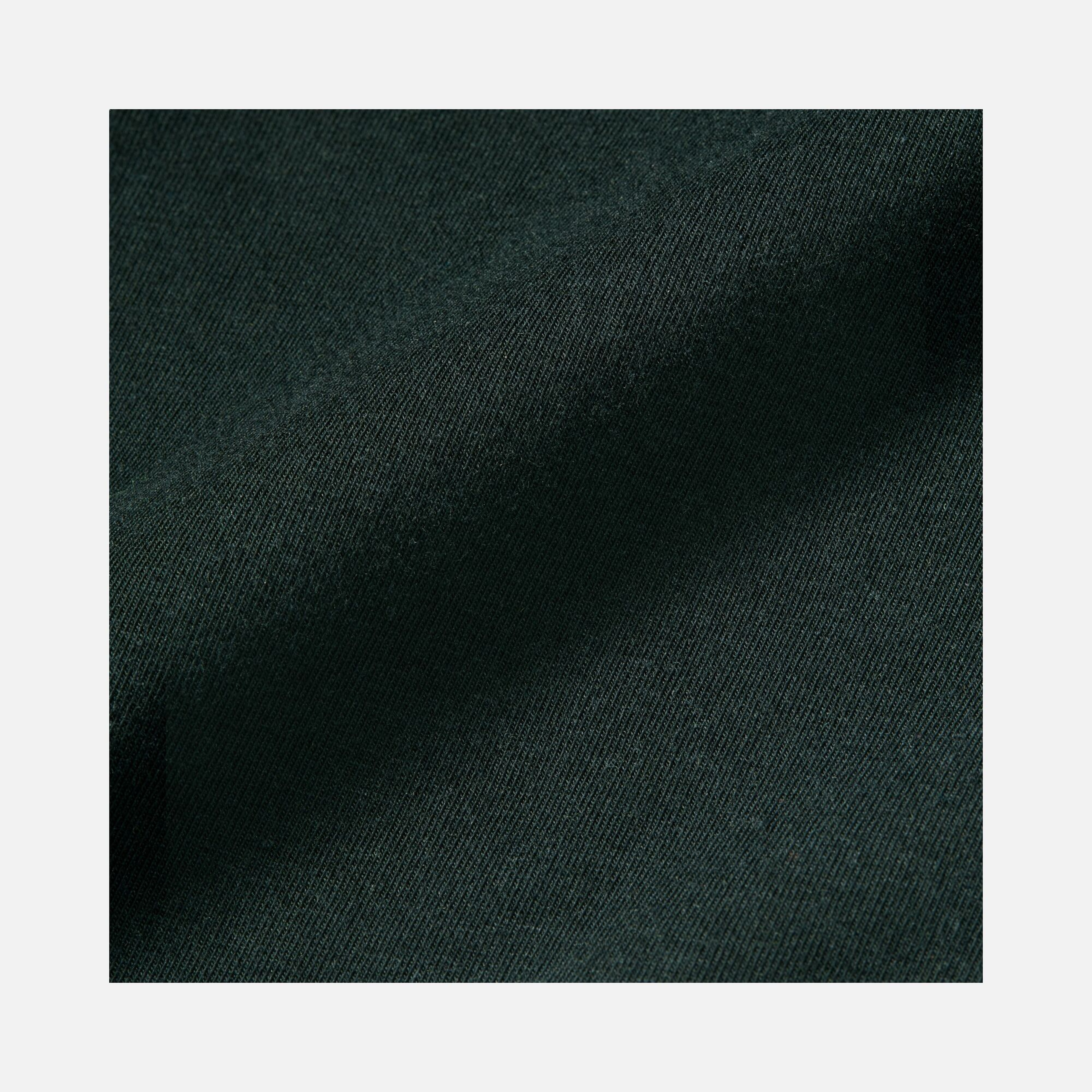 Nike Sportswear Essentials Chill Knit Short-Sleeve Kadın Tişört