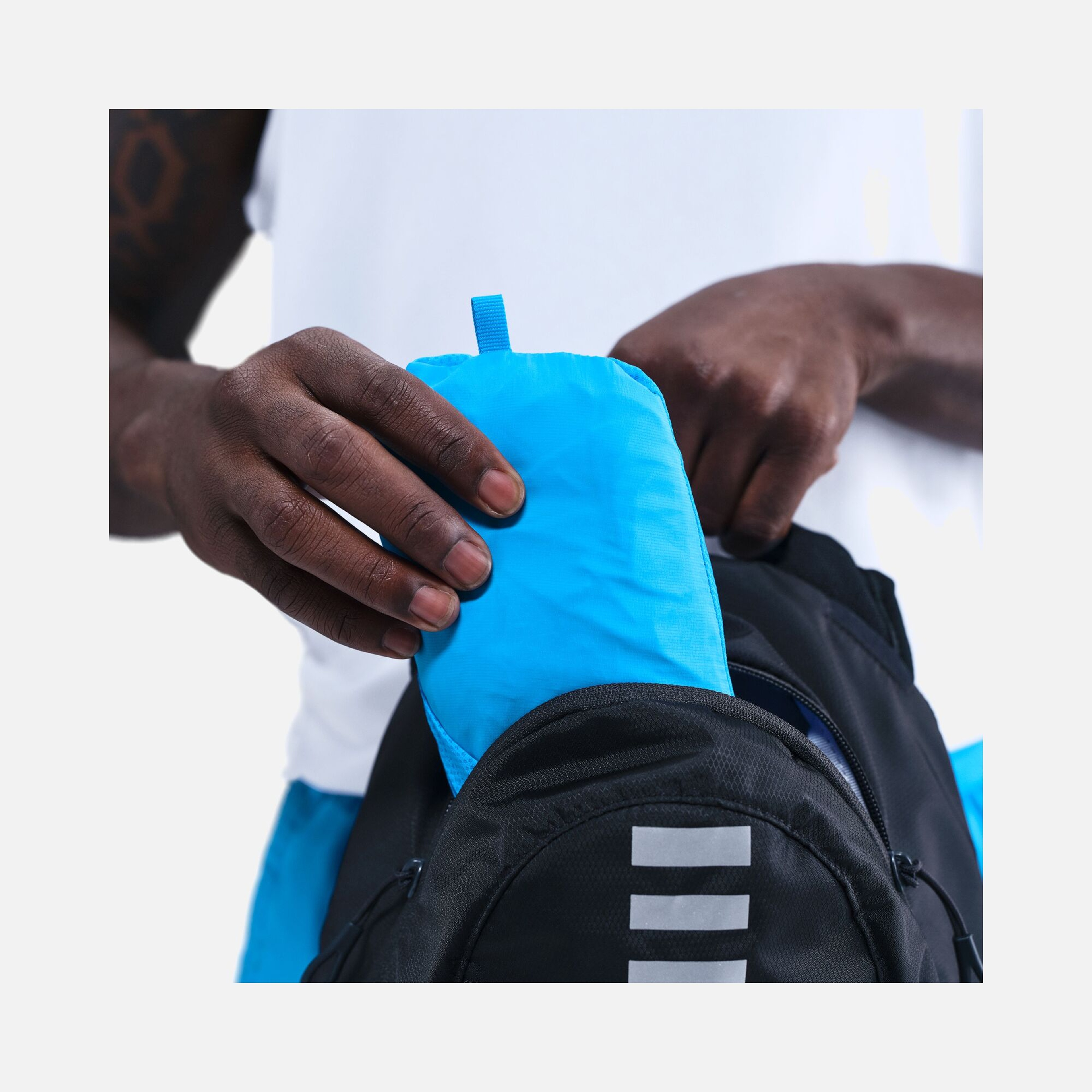 Nike Stride Repel UV Running Full-Zip Hooded Erkek Ceket