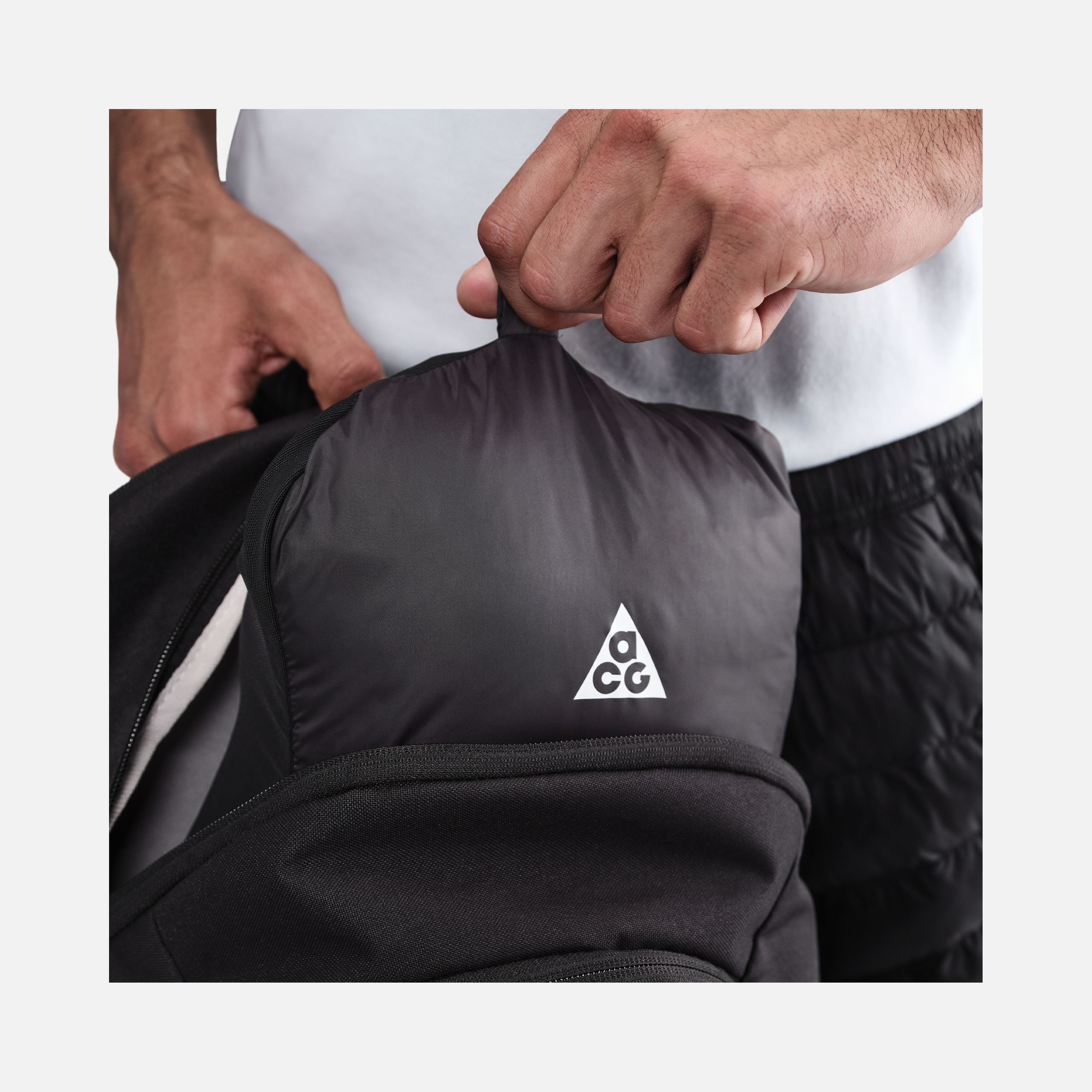 Nike ACG "Lava Flow" Therma-FIT ADV Erkek Mont