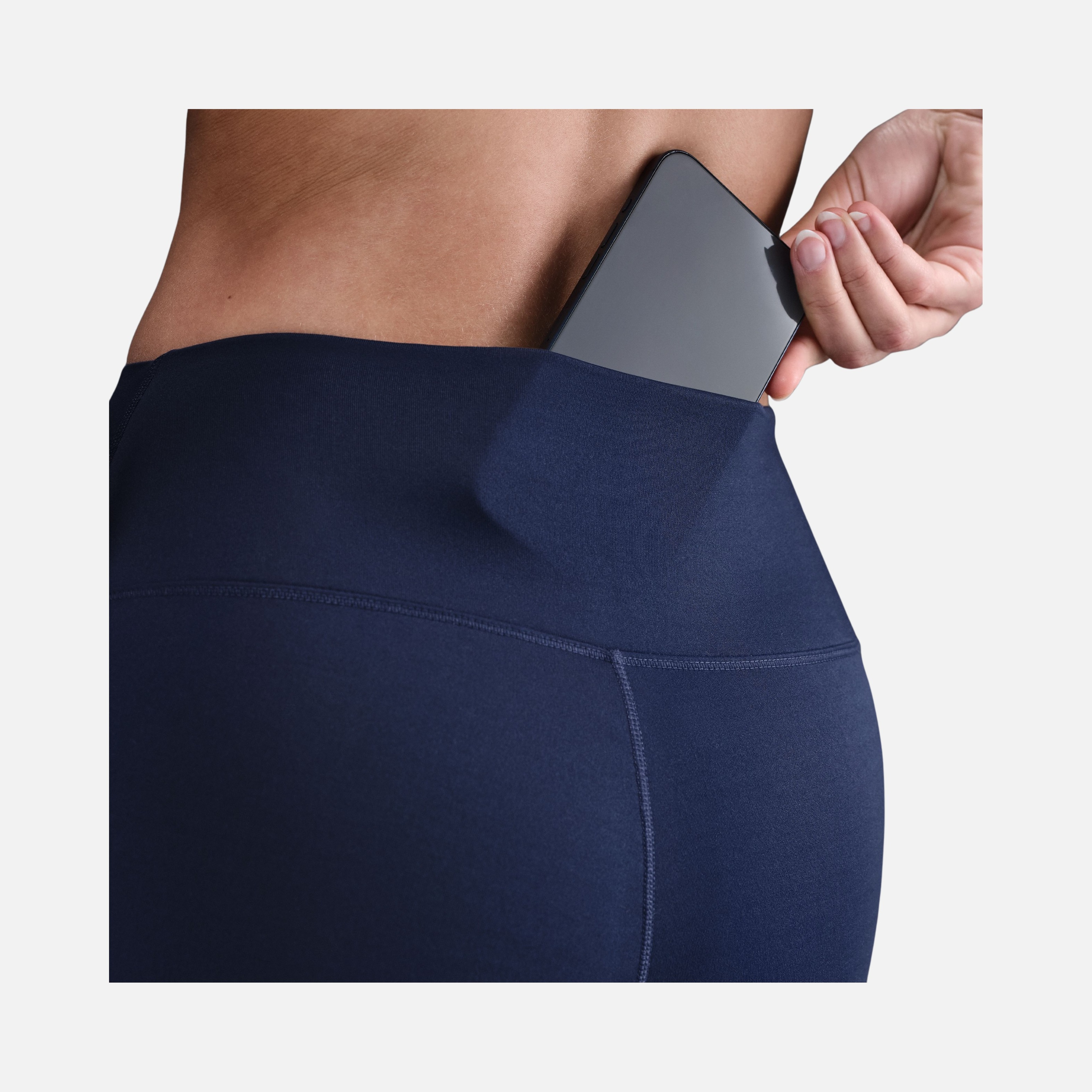 Nike One Therma-FIT High-Waisted Kadın Tayt