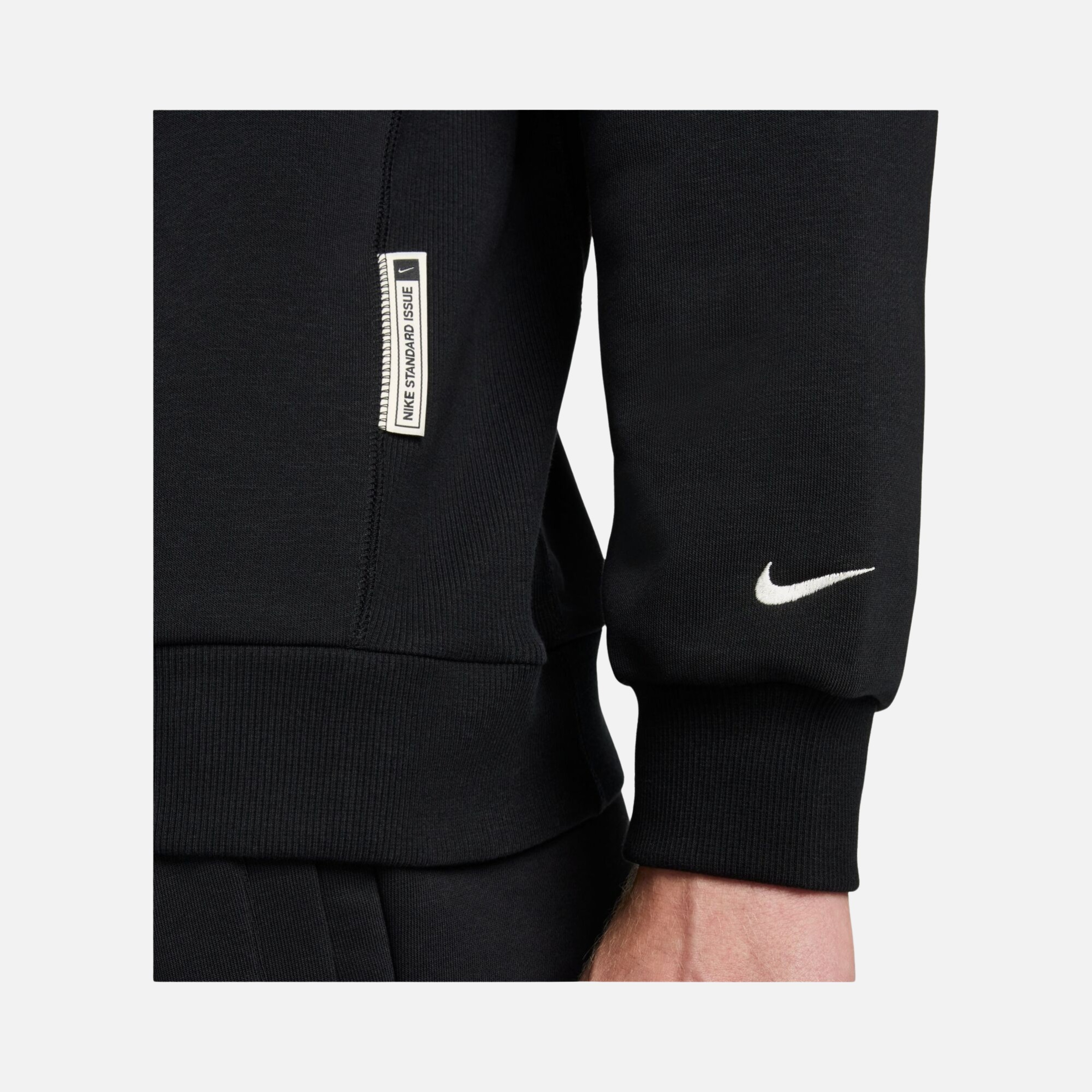 Nike Standard Issue Dri-FIT Crew Yakalı Erkek Sweatshirt