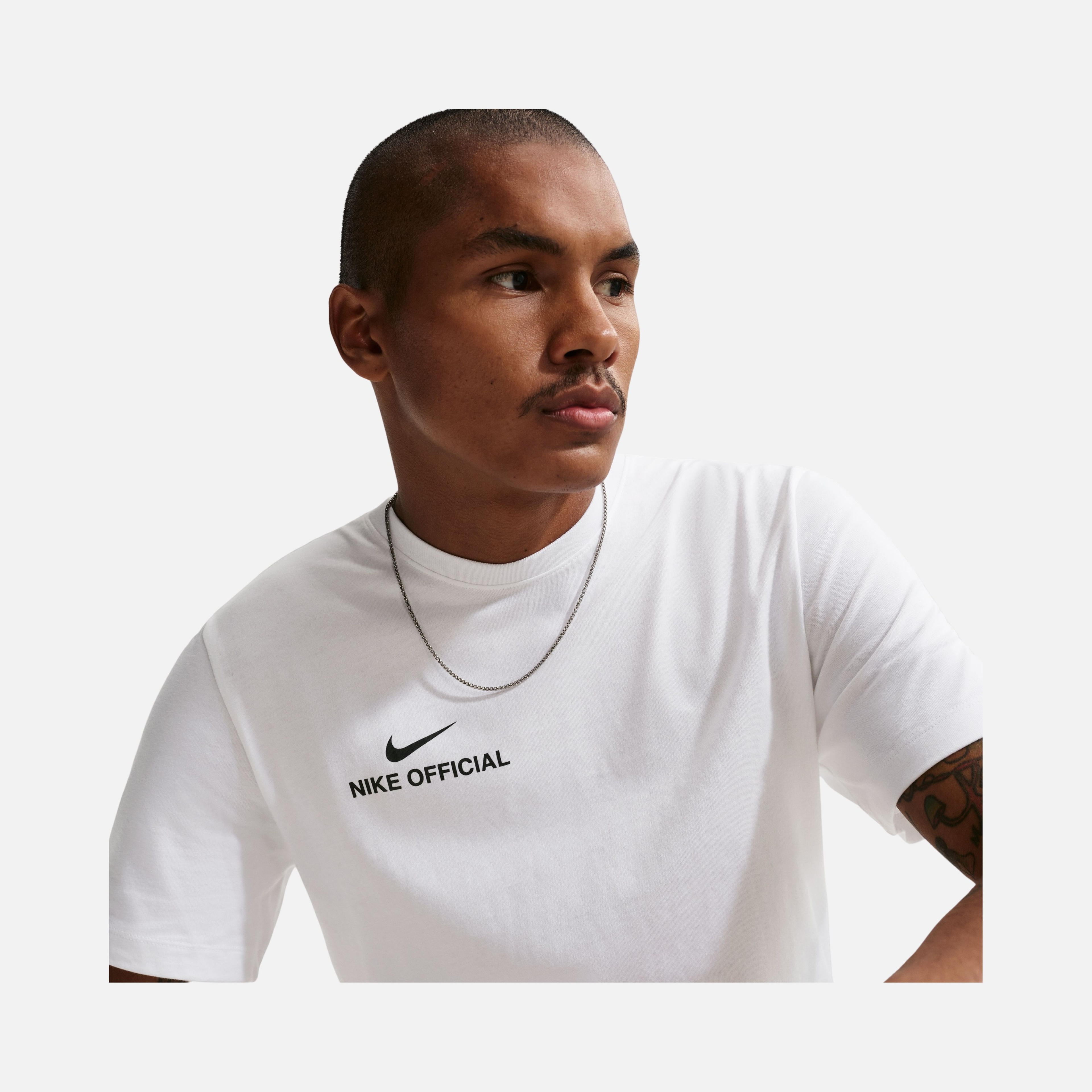 Nike Sportswear Tee Official Tişört