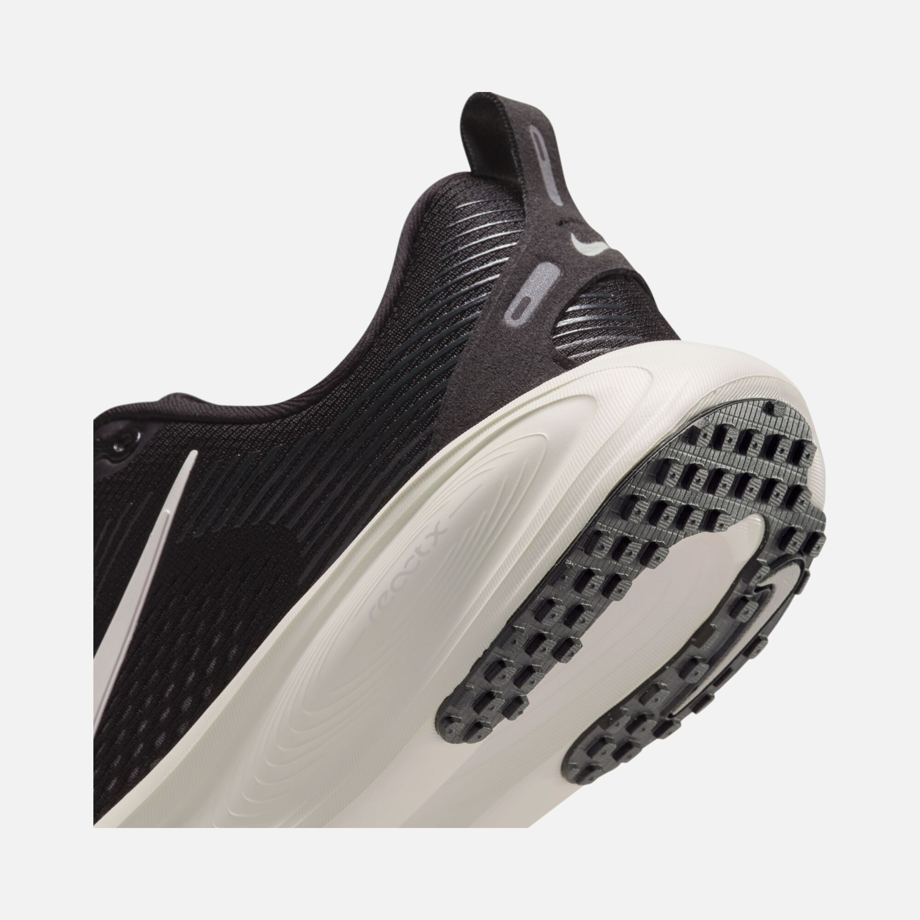 Nike Vomero 18 (Gs) Koşu Ayakkabısı