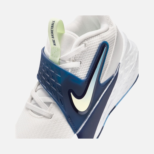 Nike Beyaz Nike Team Hustle D 12 (Ps) Çocuk Ayakkabı