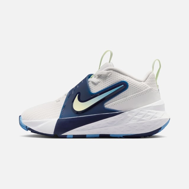 Nike Beyaz Nike Team Hustle D 12 (Ps) Çocuk Ayakkabı