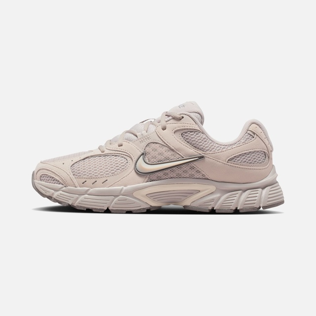 Nike Bej Nike V5 RNR