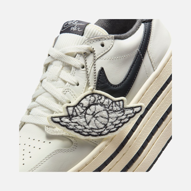 Nike Nike Beyaz Wmns Air Jordan 1 Triple Stack Kadın Spor Ayakkabı Barçın'da! Beyaz - 12. görsel