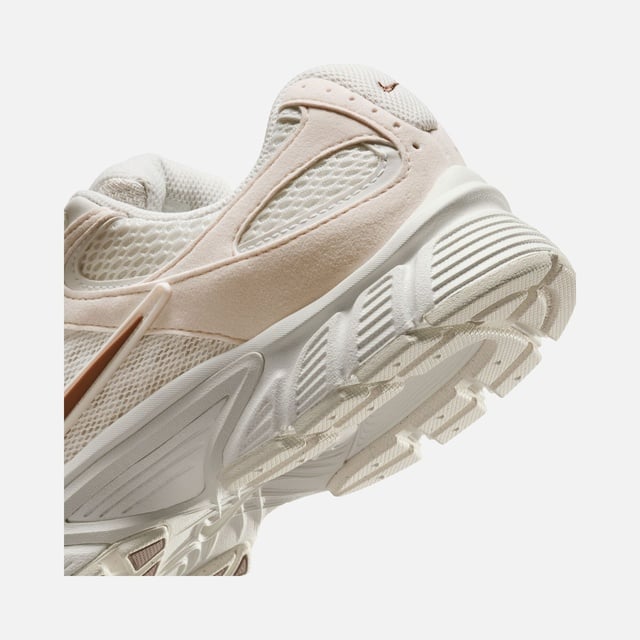 Nike Beyaz Nike V5 Rnr