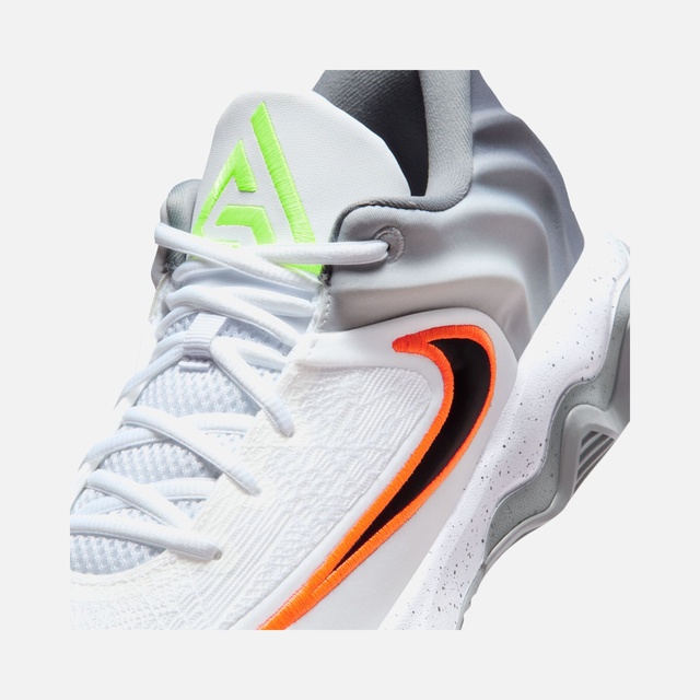 Nike Beyaz Nike Giannis Immortality 4