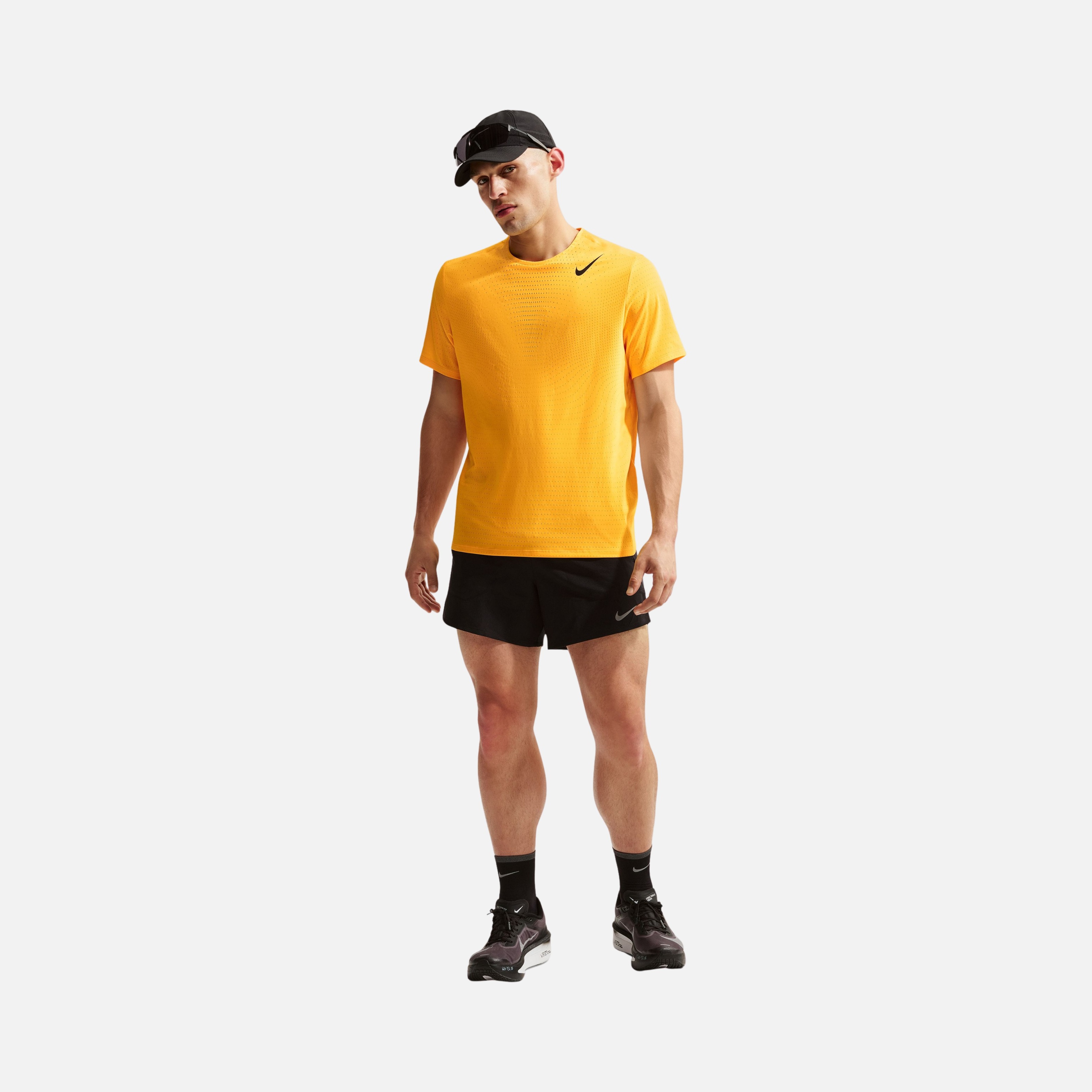 Nike Dri-Fit ADV AeroSwift Running Short-Sleeve Erkek Tişört