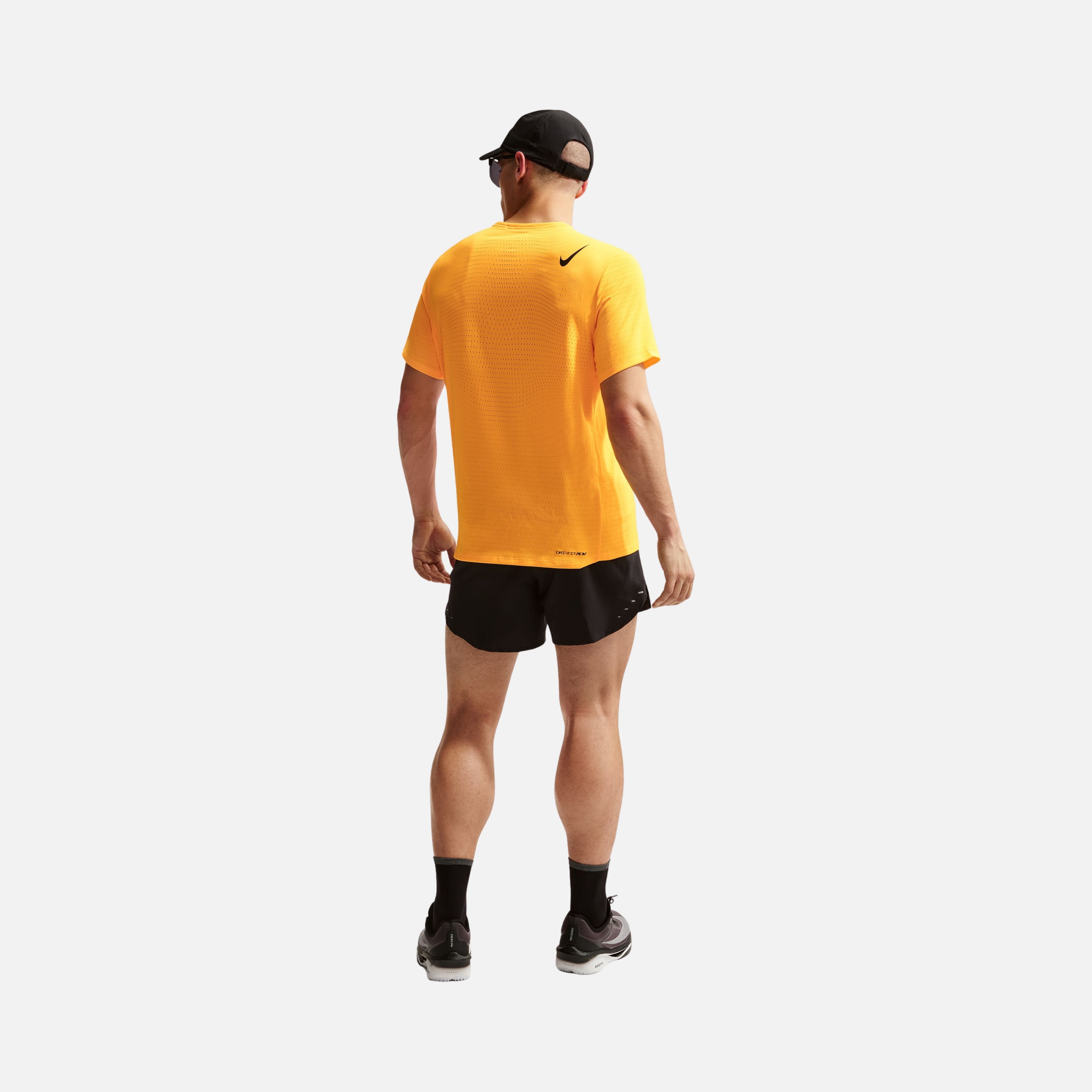 Nike Dri-Fit ADV AeroSwift Running Short-Sleeve Erkek Tişört