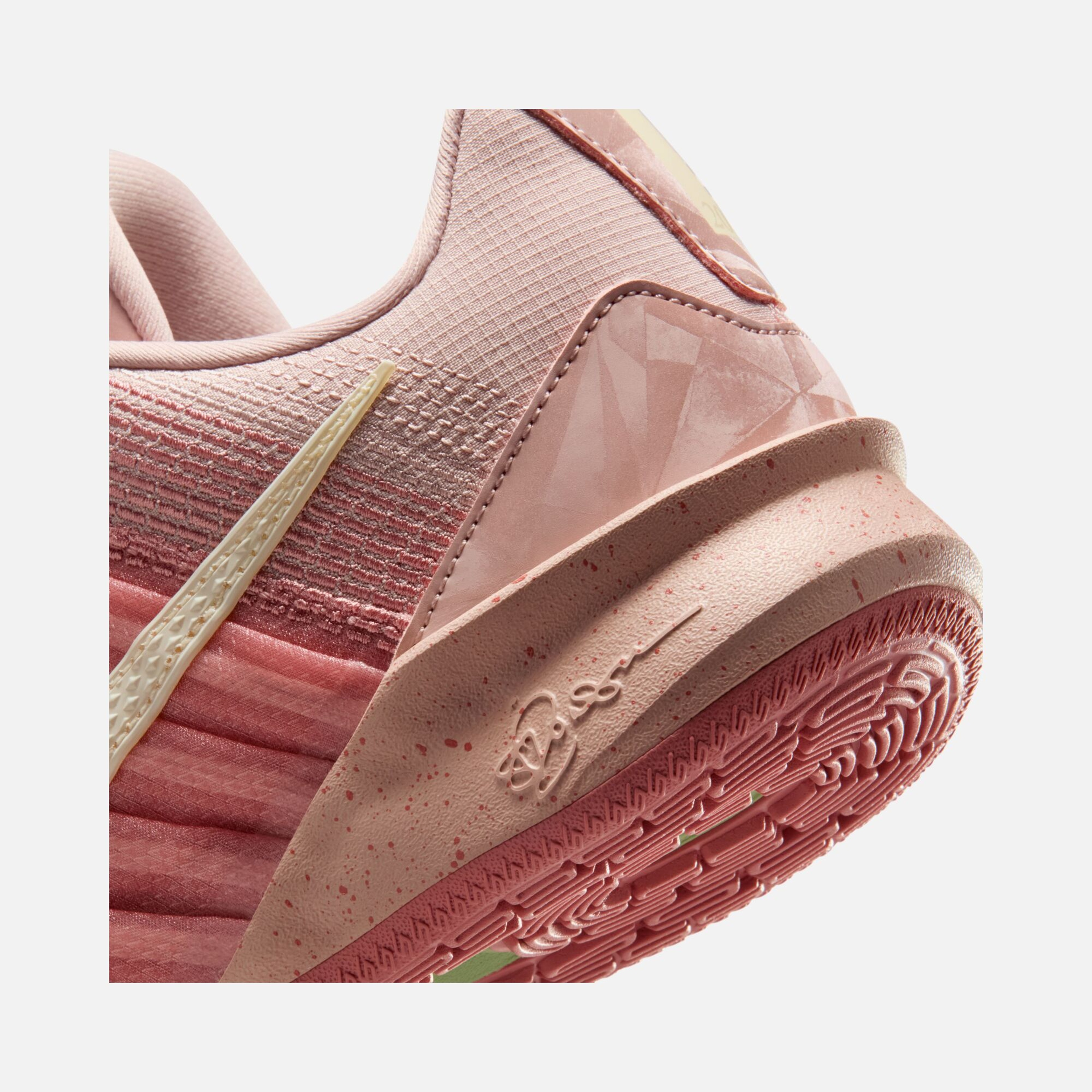 Nike Sabrina 3 Kadın Basketbol Ayakkabısı