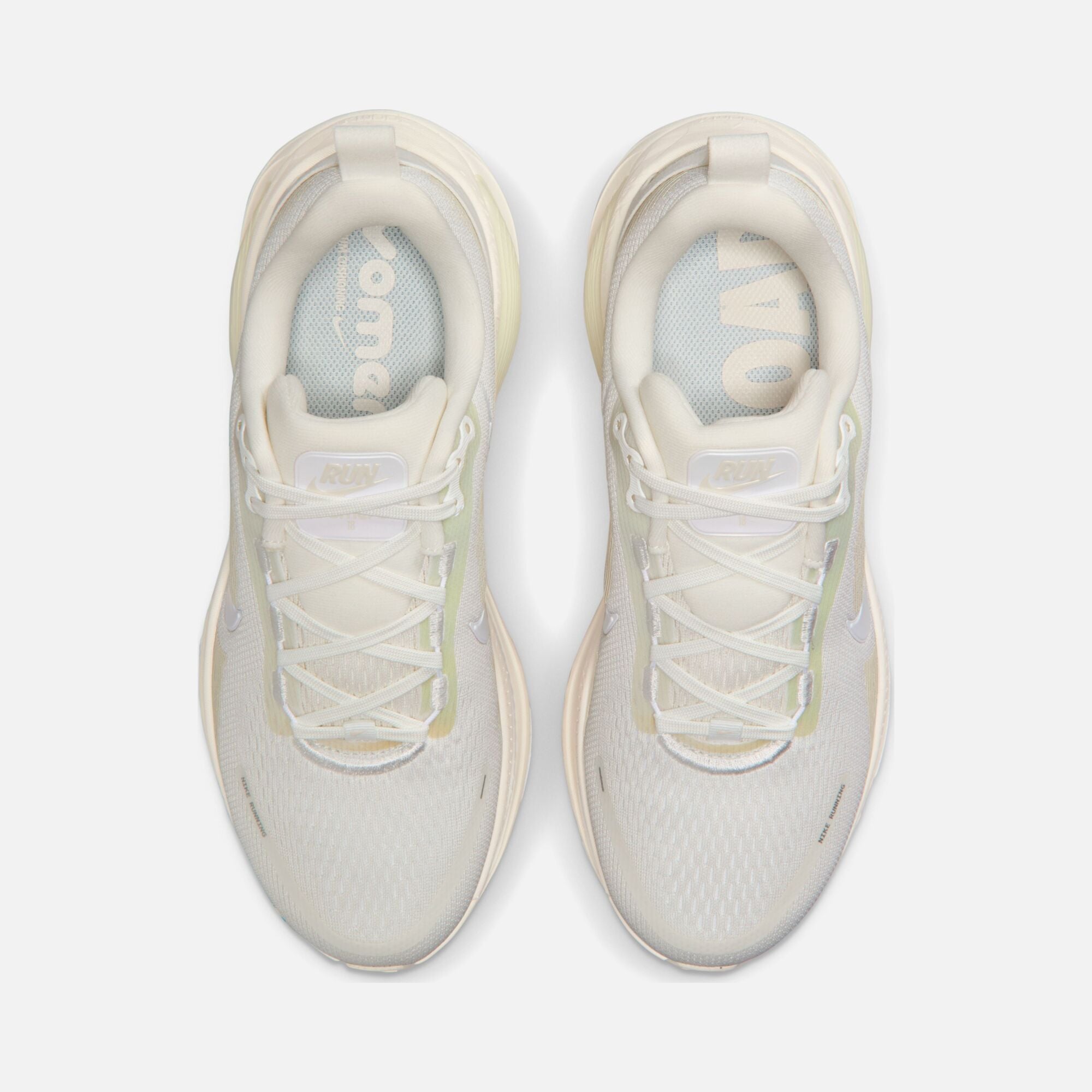 Nike Vomero 18 Ess W Kadın Koşu Ayakkabısı