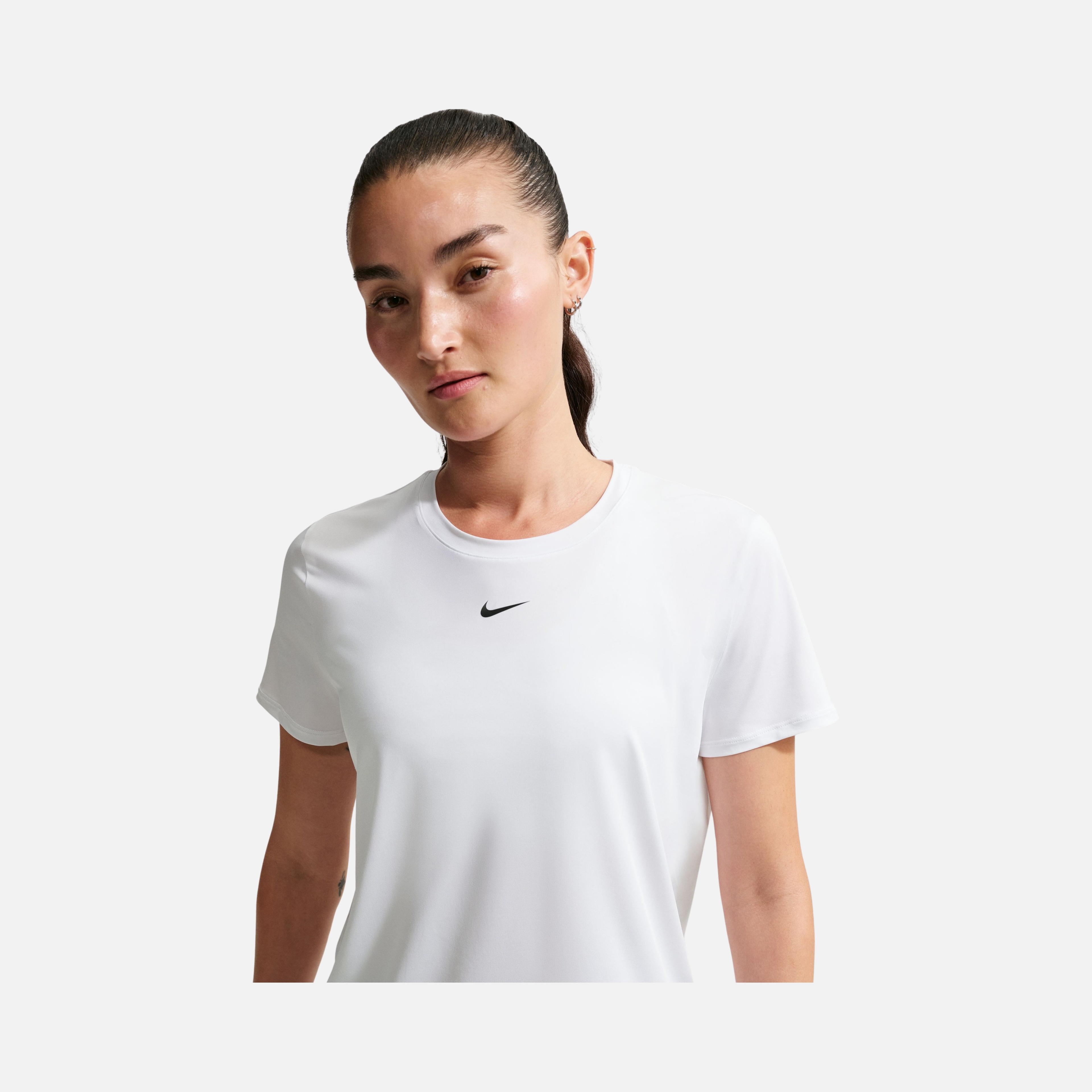 Nike One Classic Dri-Fit Short-Sleeve Training Kadın Tişört
