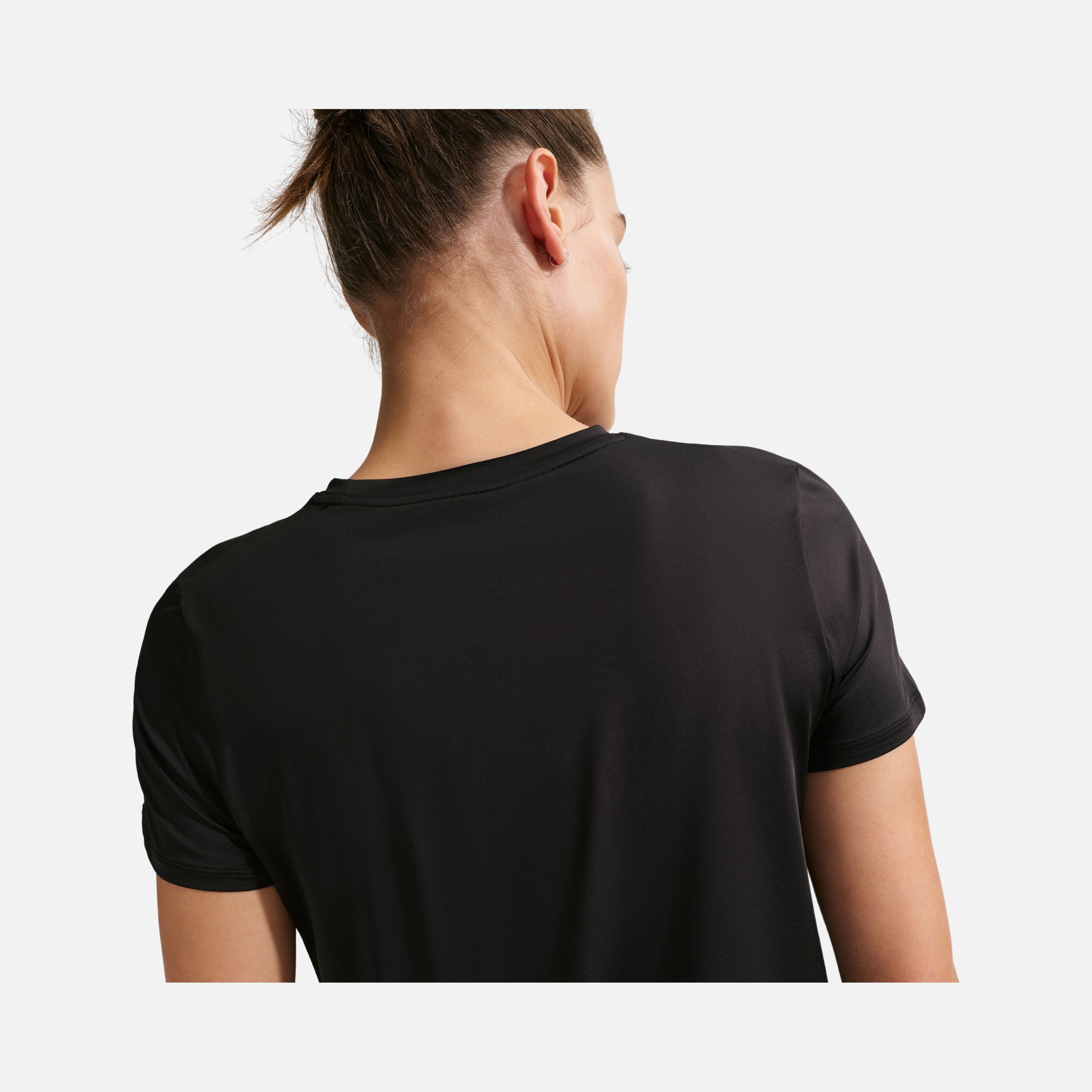 Nike One Classic Dri-Fit Short-Sleeve Training Kadın Tişört