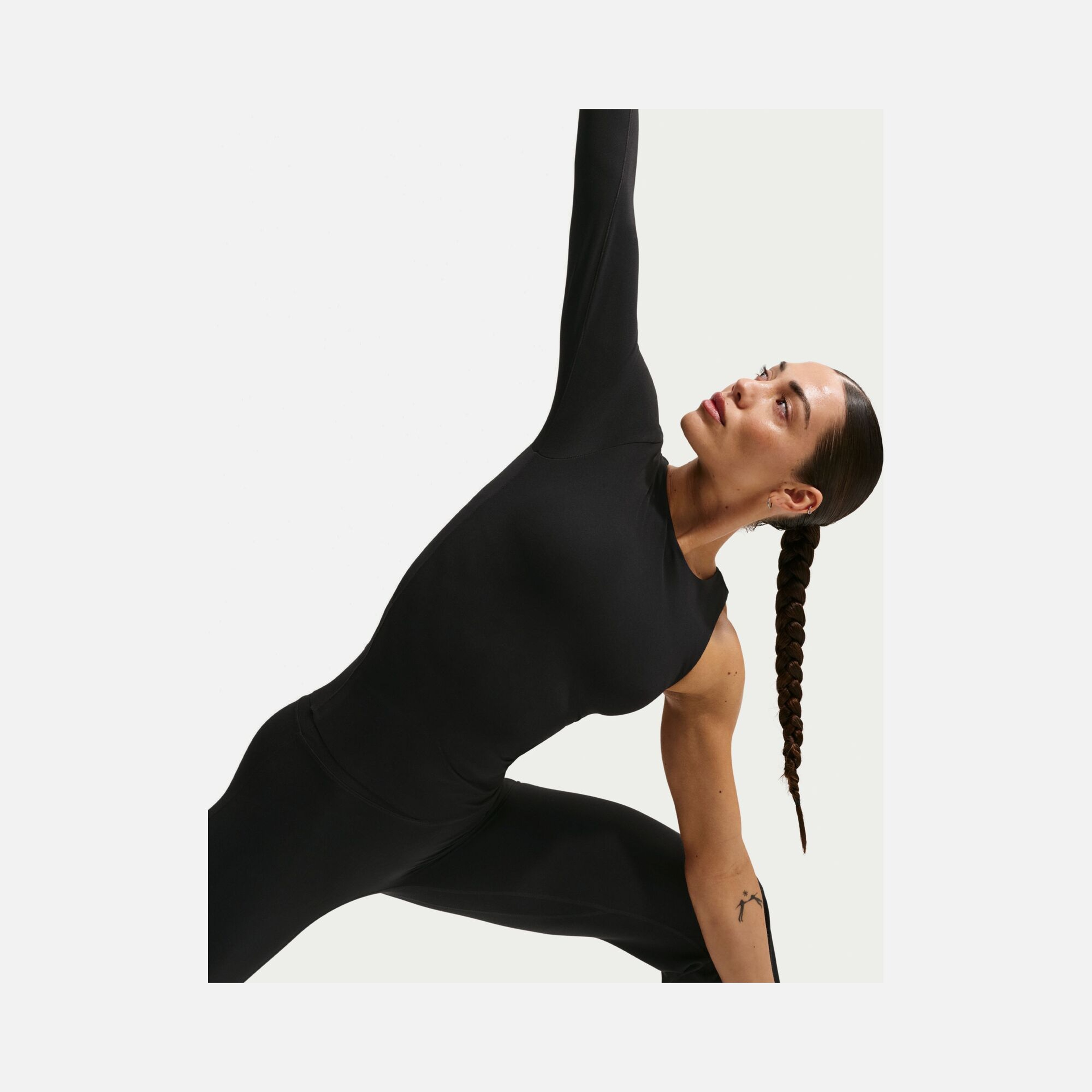 Nike Dri-fit Zenvy Ls Top Cs Uzun Kollu Tişört