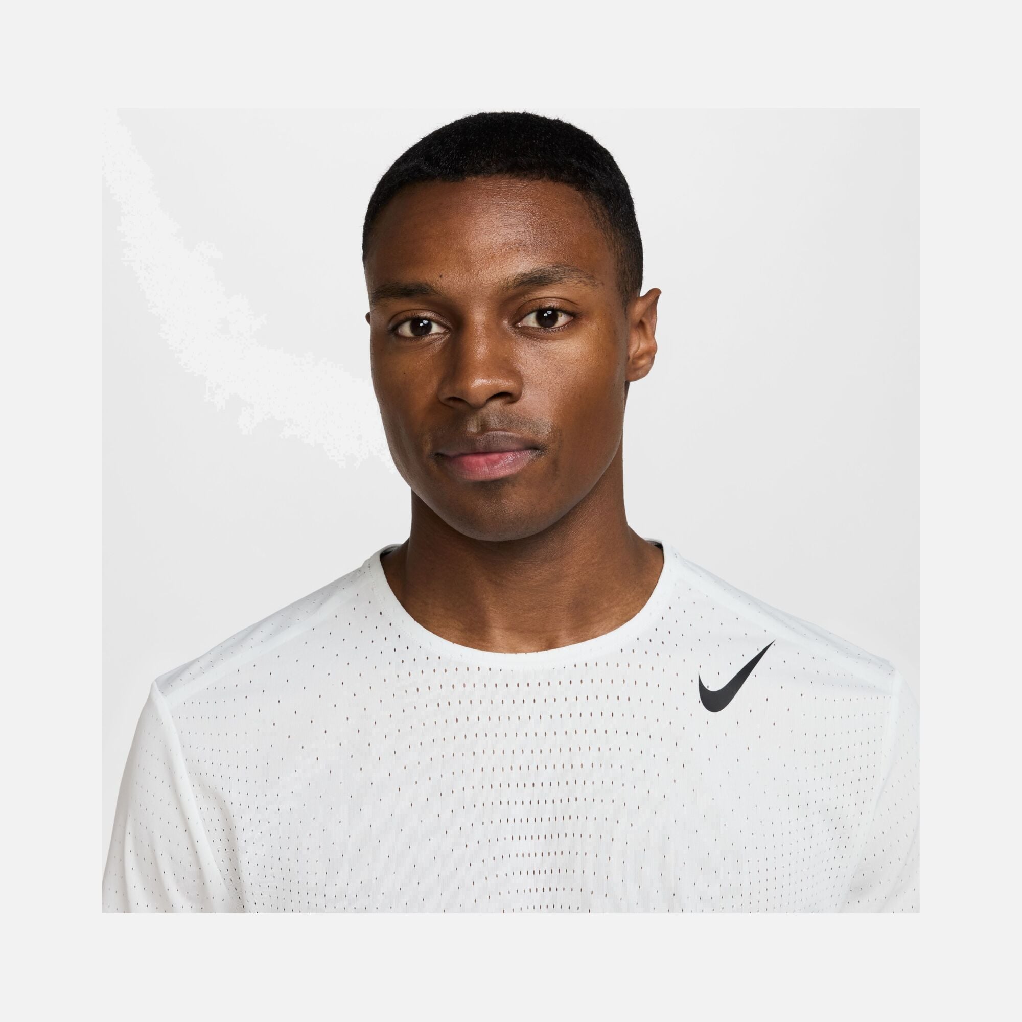 Nike Dri-Fit ADV AeroSwift Running Short-Sleeve Erkek Tişört