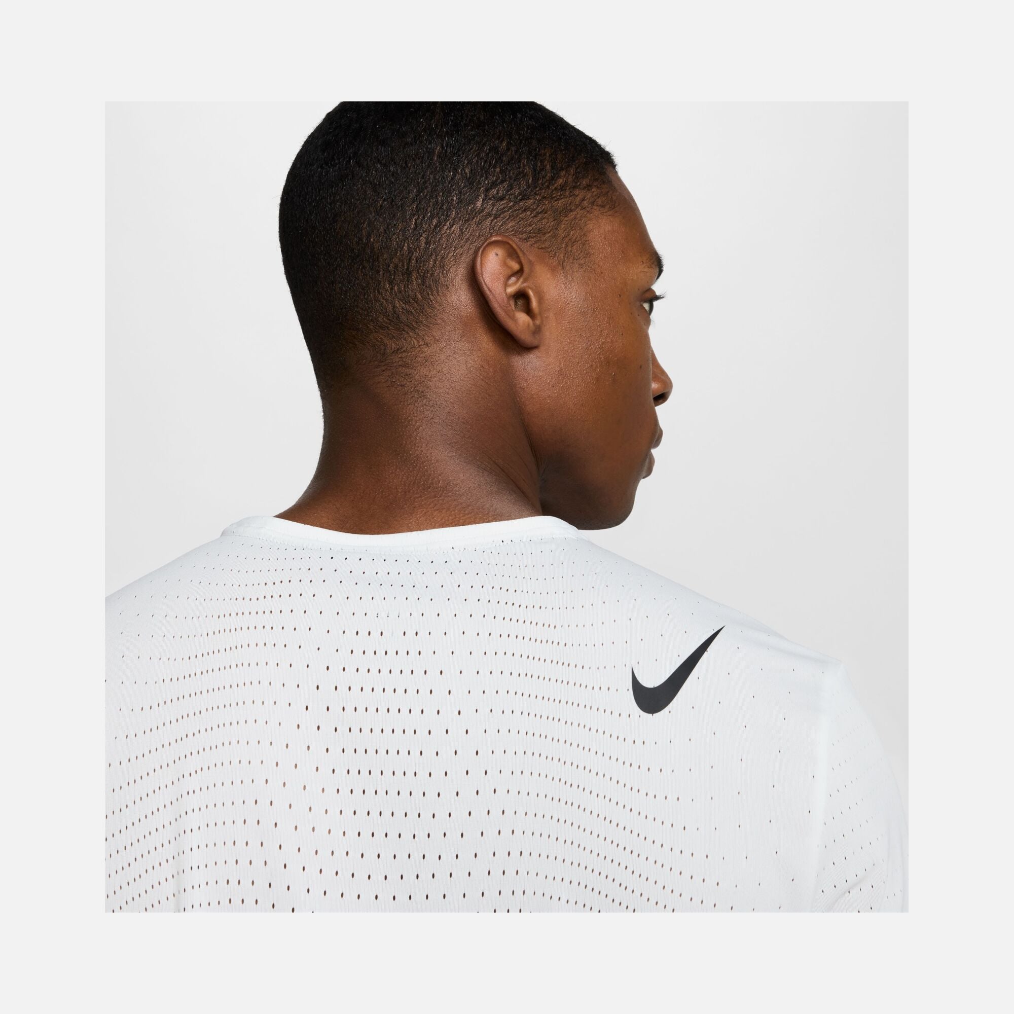 Nike Dri-Fit ADV AeroSwift Running Short-Sleeve Erkek Tişört