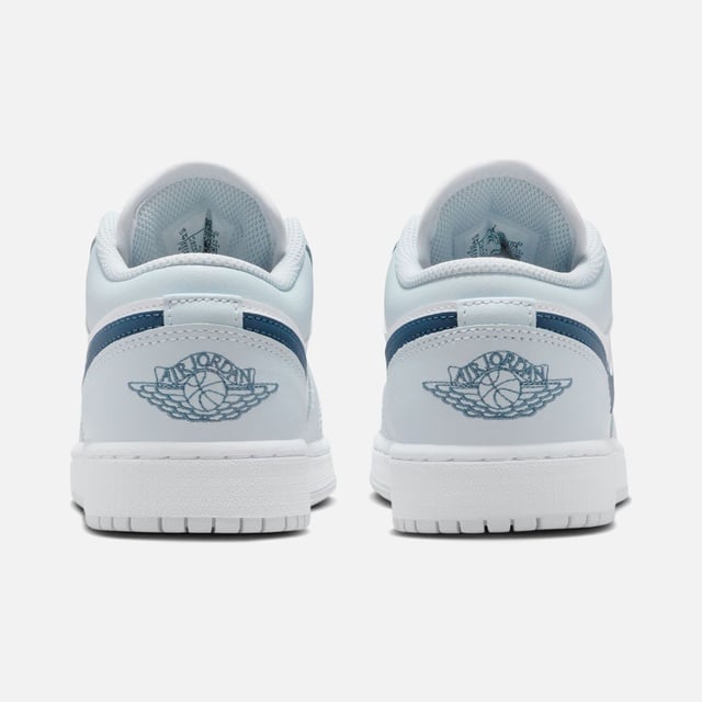 Nike Nike Beyaz Air Jordan 1 Low SS25 (GS) Spor Ayakkabı Barçın'da! Beyaz - 5. görsel