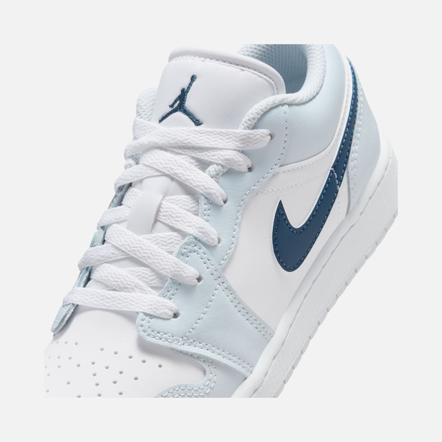 Nike Nike Beyaz Air Jordan 1 Low SS25 (GS) Spor Ayakkabı Barçın'da! Beyaz - 11. görsel
