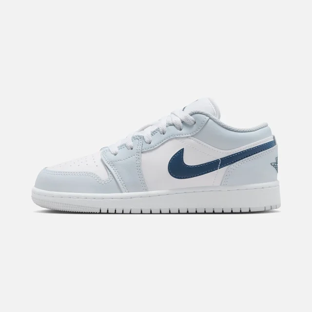 Nike Nike Beyaz Air Jordan 1 Low SS25 (GS) Spor Ayakkabı Barçın'da! Beyaz - 3. görsel