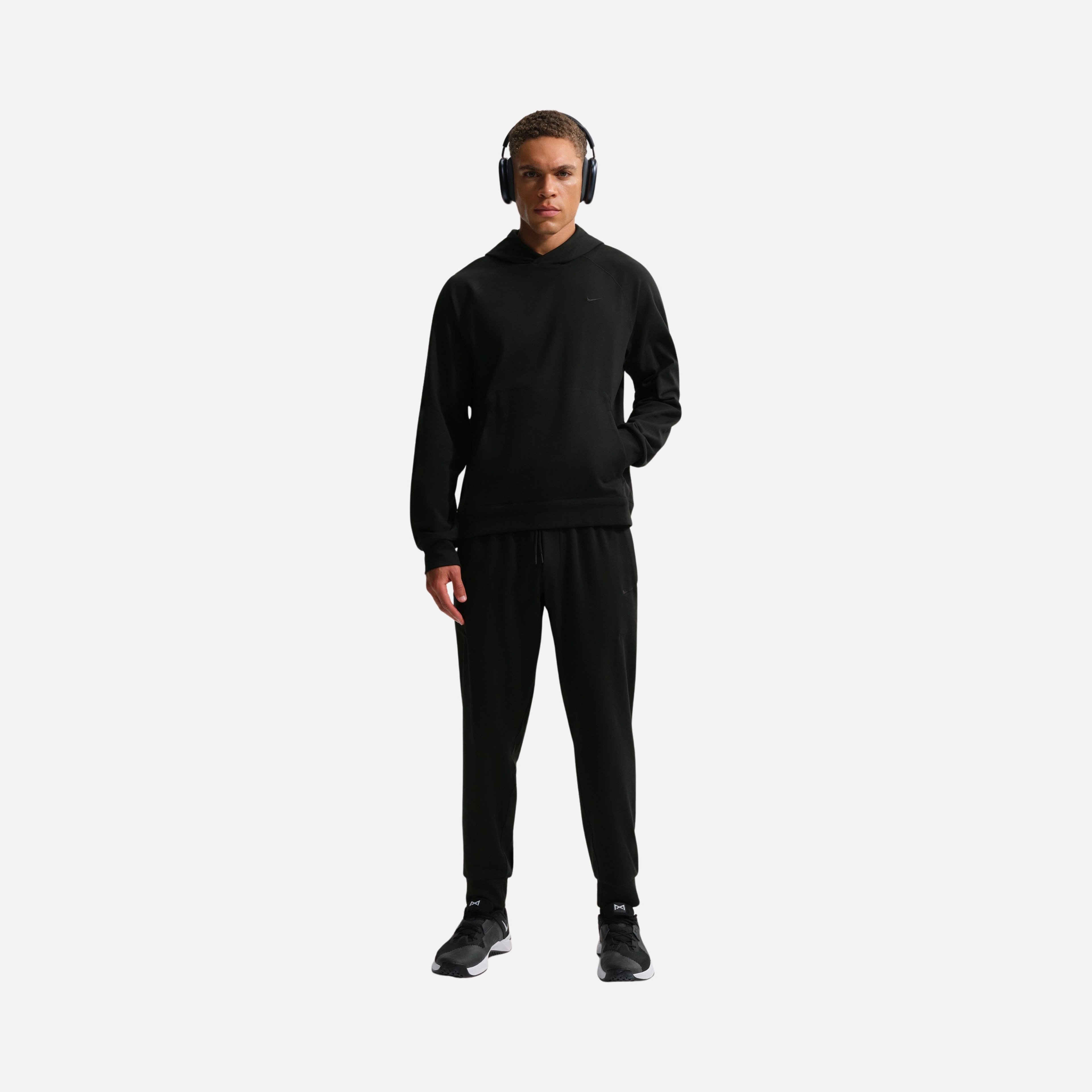 Nike Dri-fit Uv Primary Nano Po Hd Erkek Sweatshirt