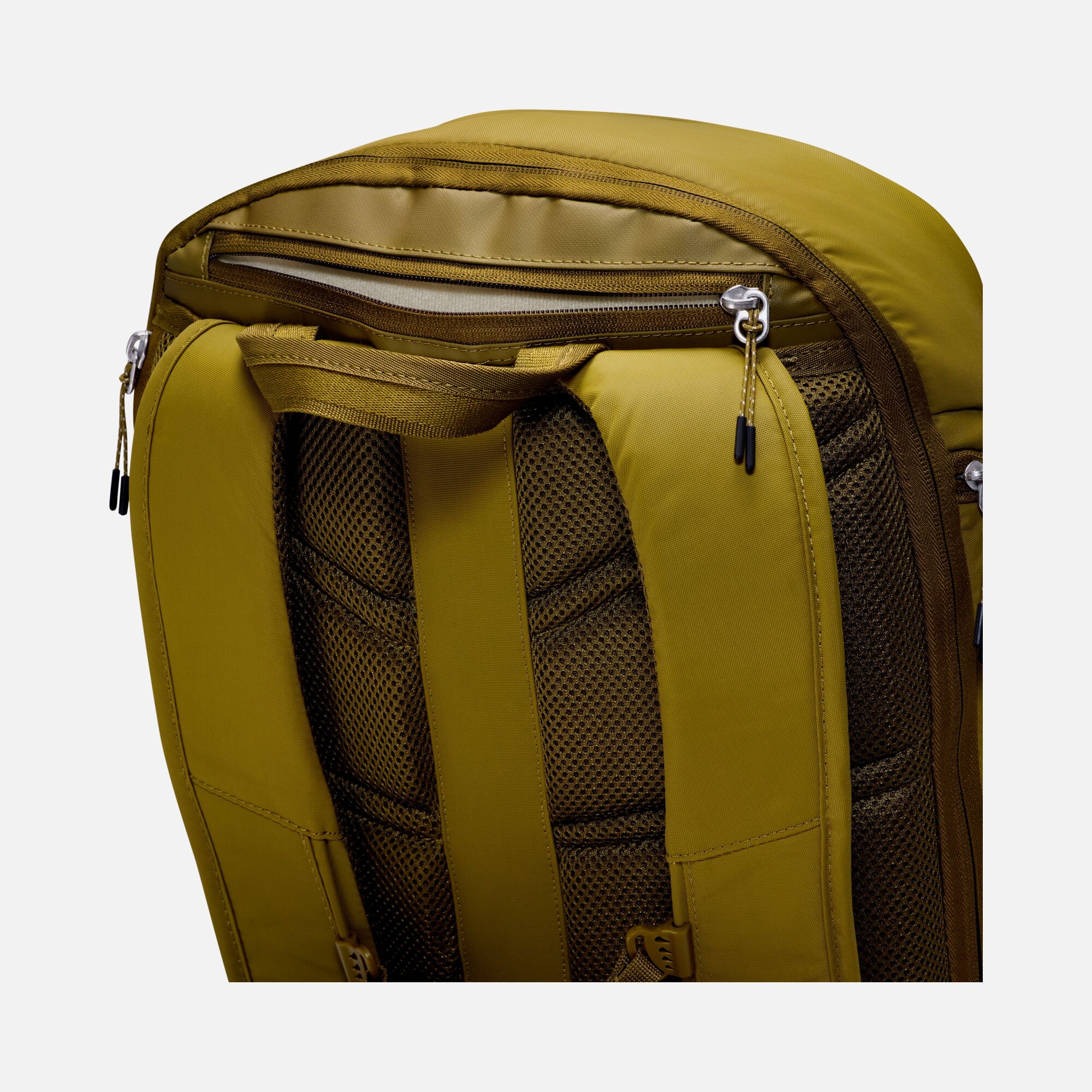 Nike Commute Sırt Çantası