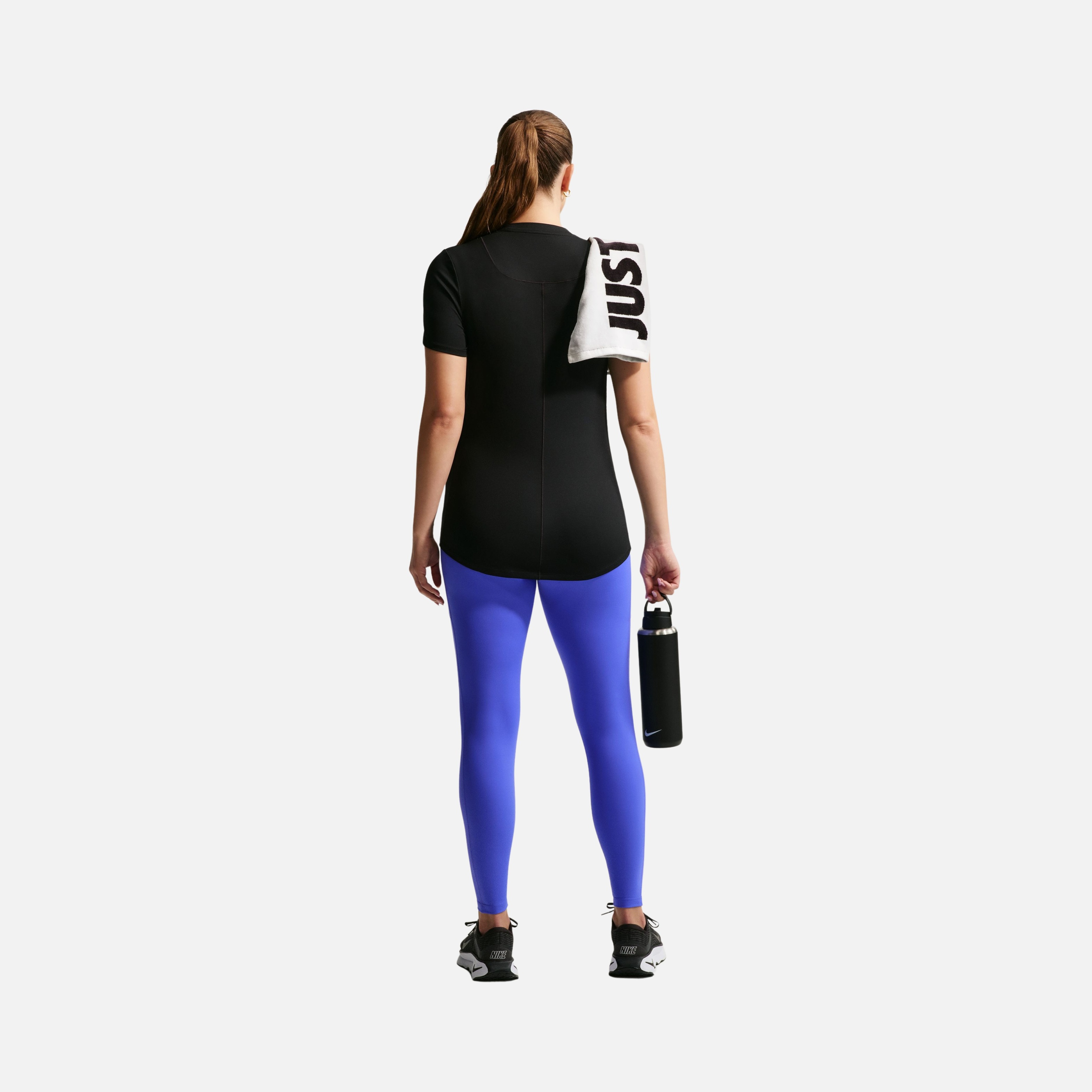 Nike One Dri-Fit Slim-Fit Training Short-Sleeve (Maternity) Kadın Tişört