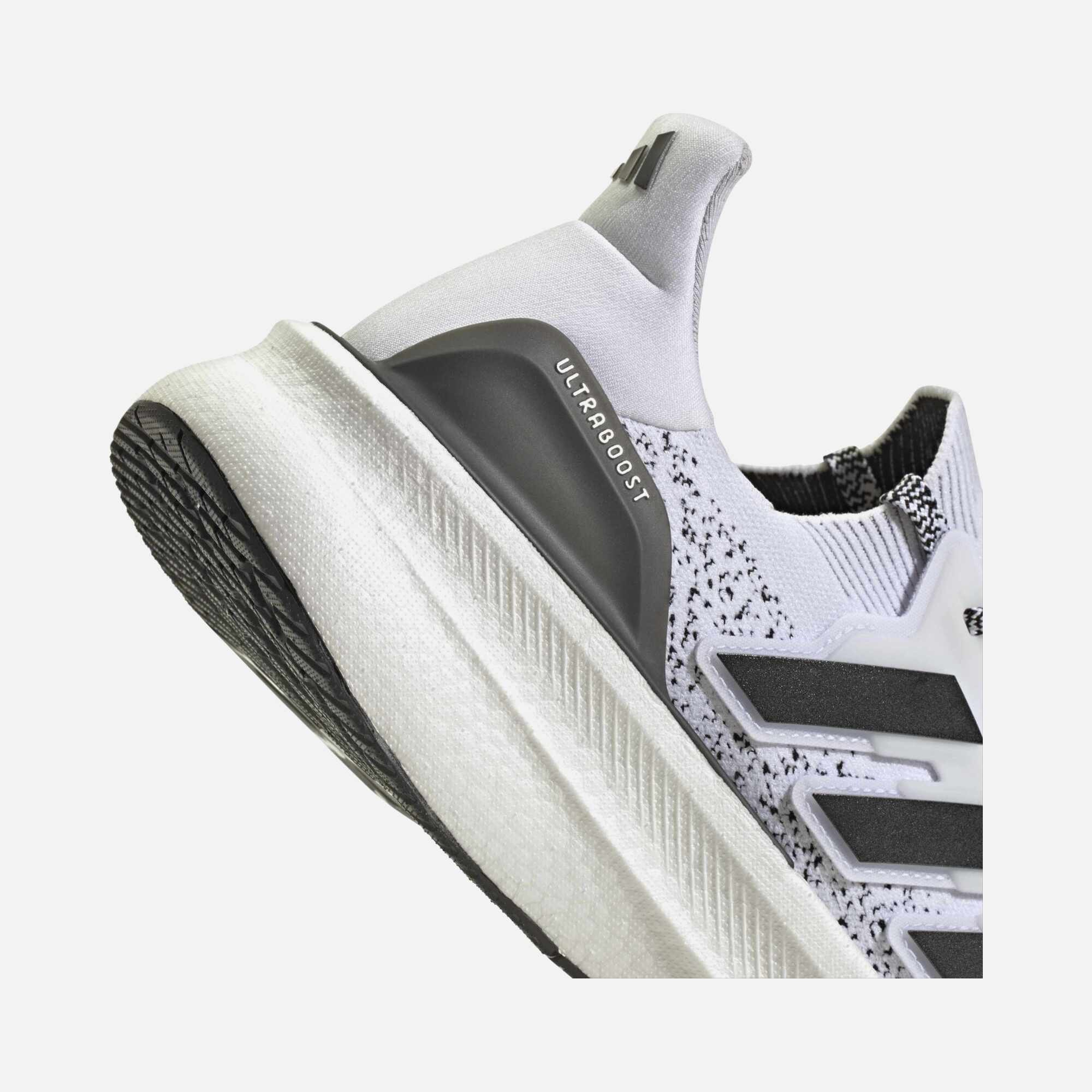 adidas Ultraboost 5 Erkek Koşu Ayakkabısı