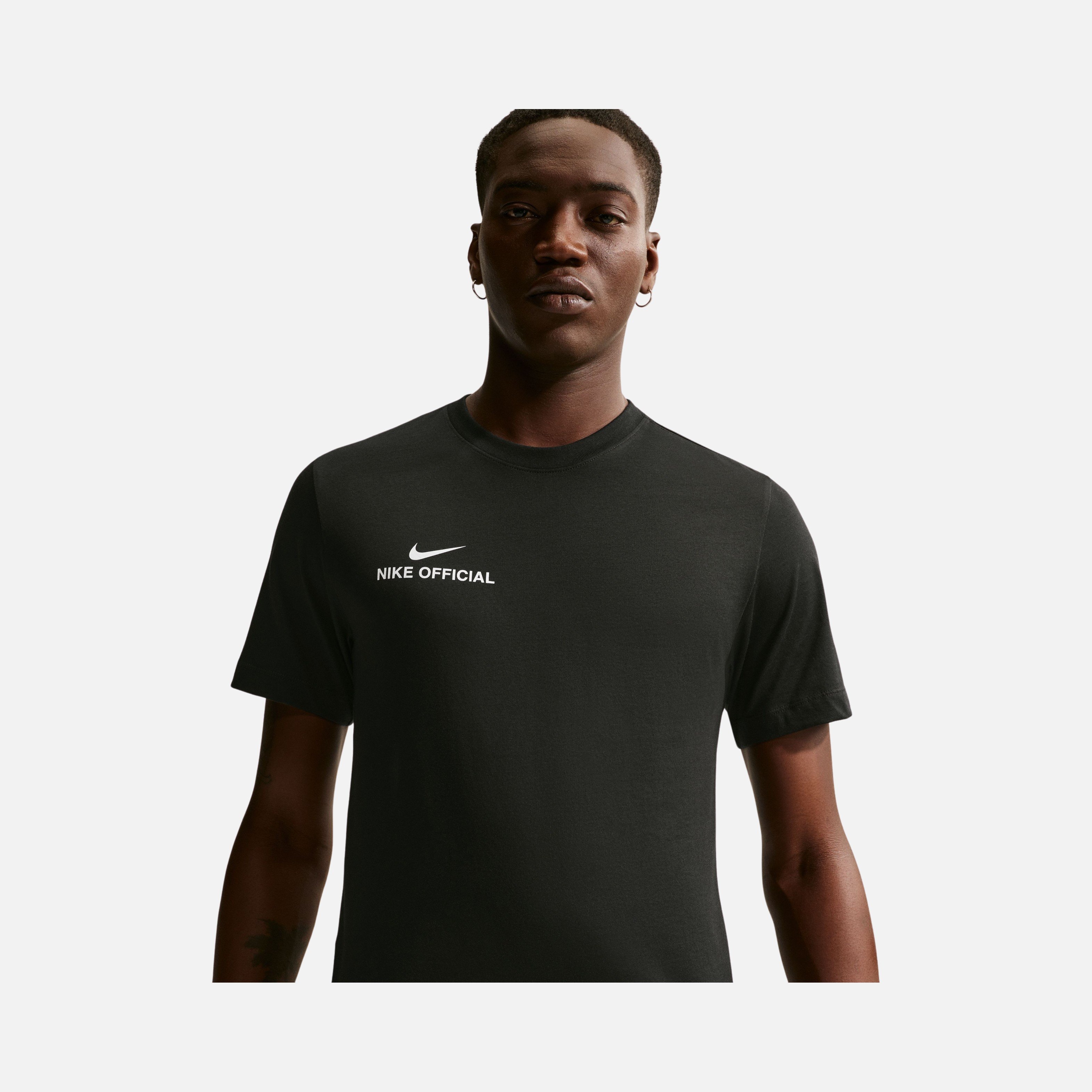 Nike Sportswear Tee Official Tişört