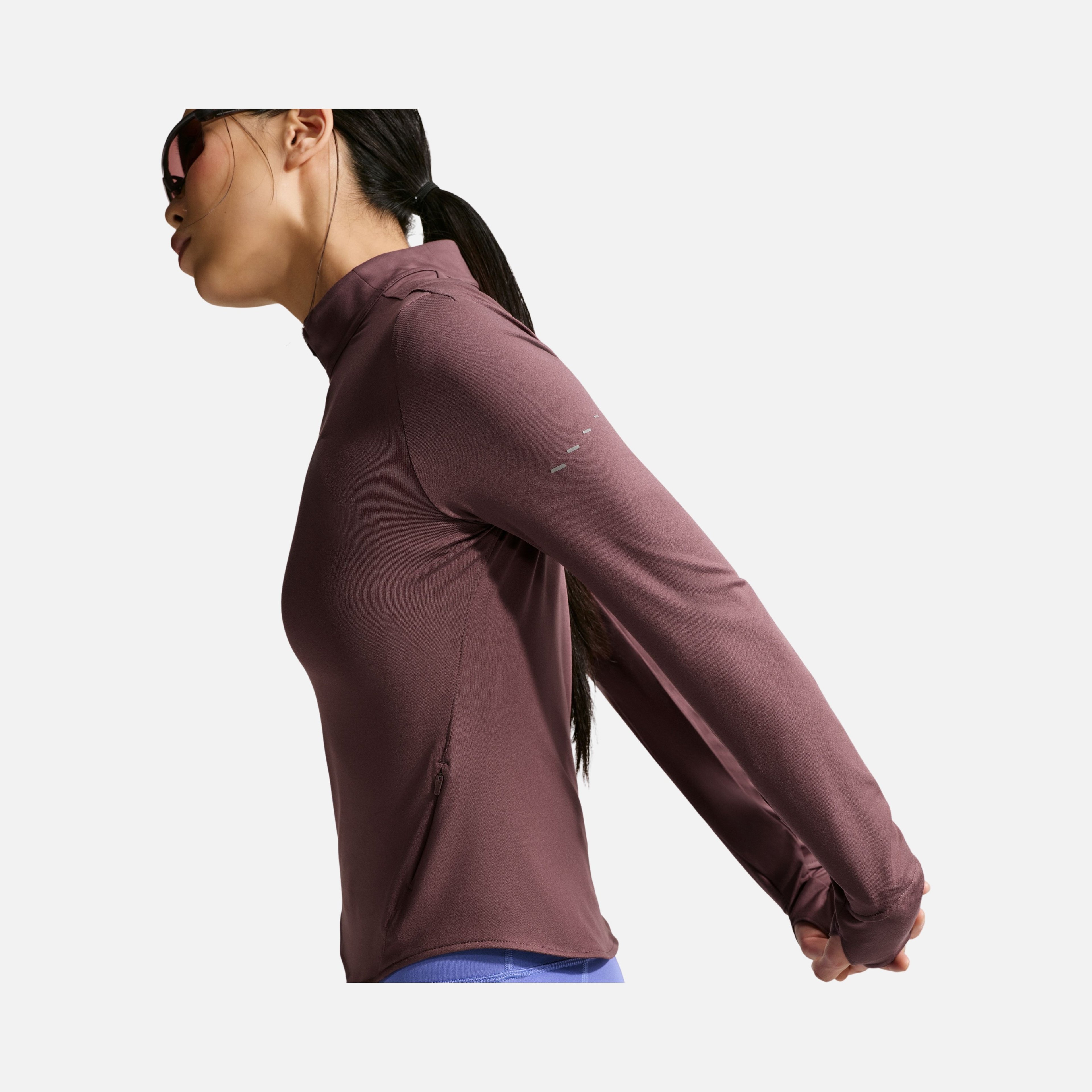Nike Swift Dri-Fit UV 1/4-Zip Running Long-Sleeve Kadın Tişört
