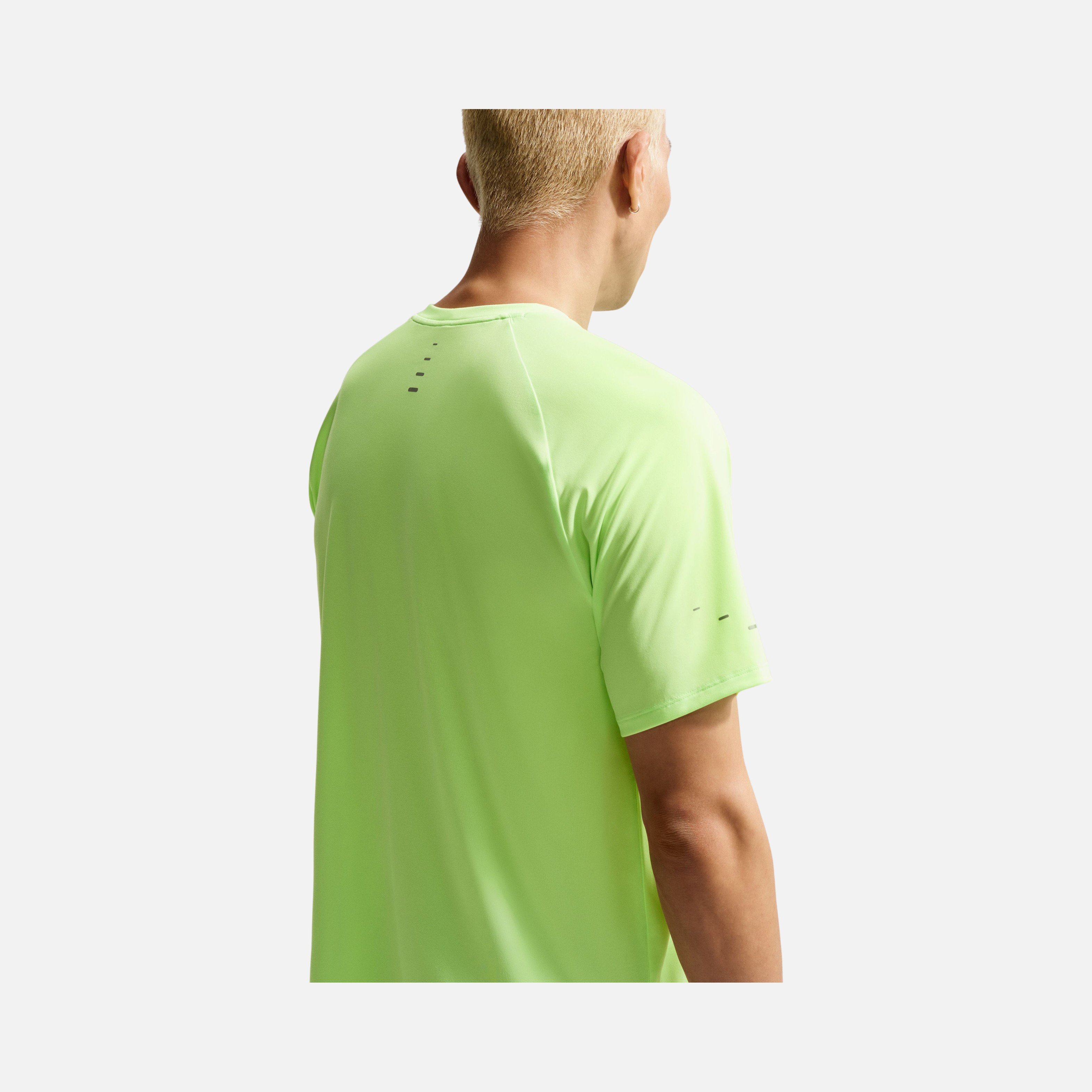 Nike Dri-Fit ADV Stride Running Short-Sleeve Erkek Tişört