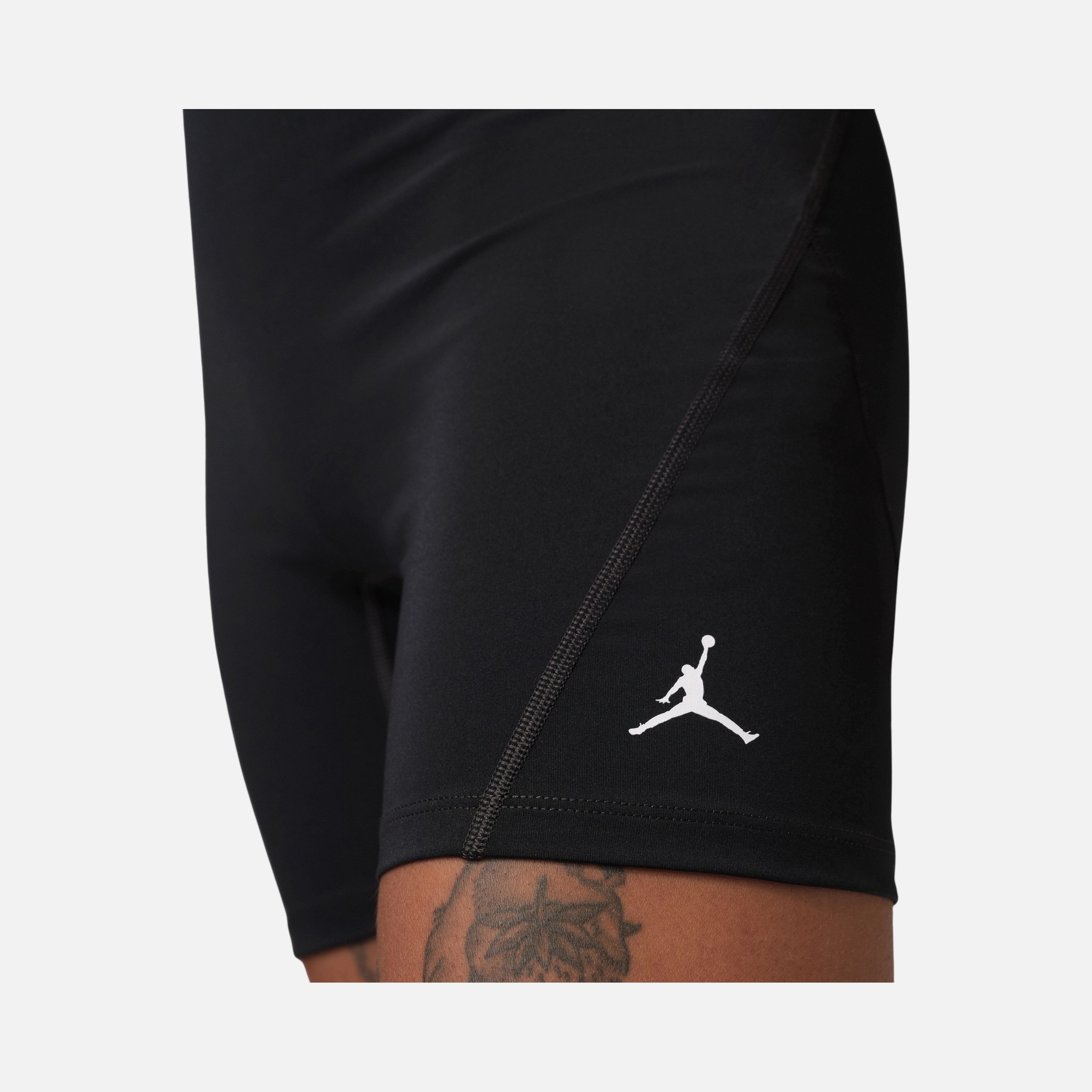 Nike W Jordan Spt Df Hr 5 In Ess Kadın Şort