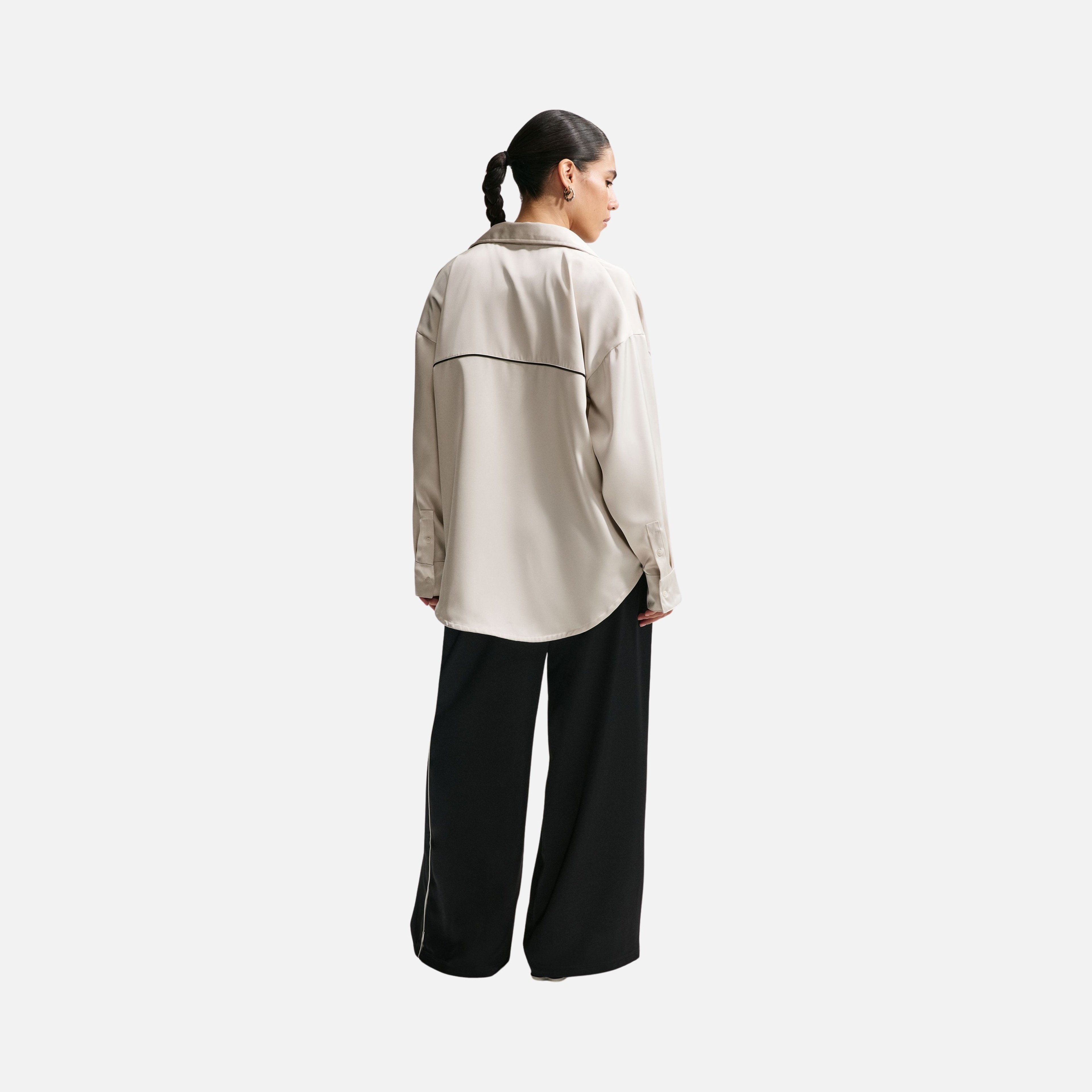 Nike W Nsw Offln Woven Stn Ls Top Kadın Gömlek