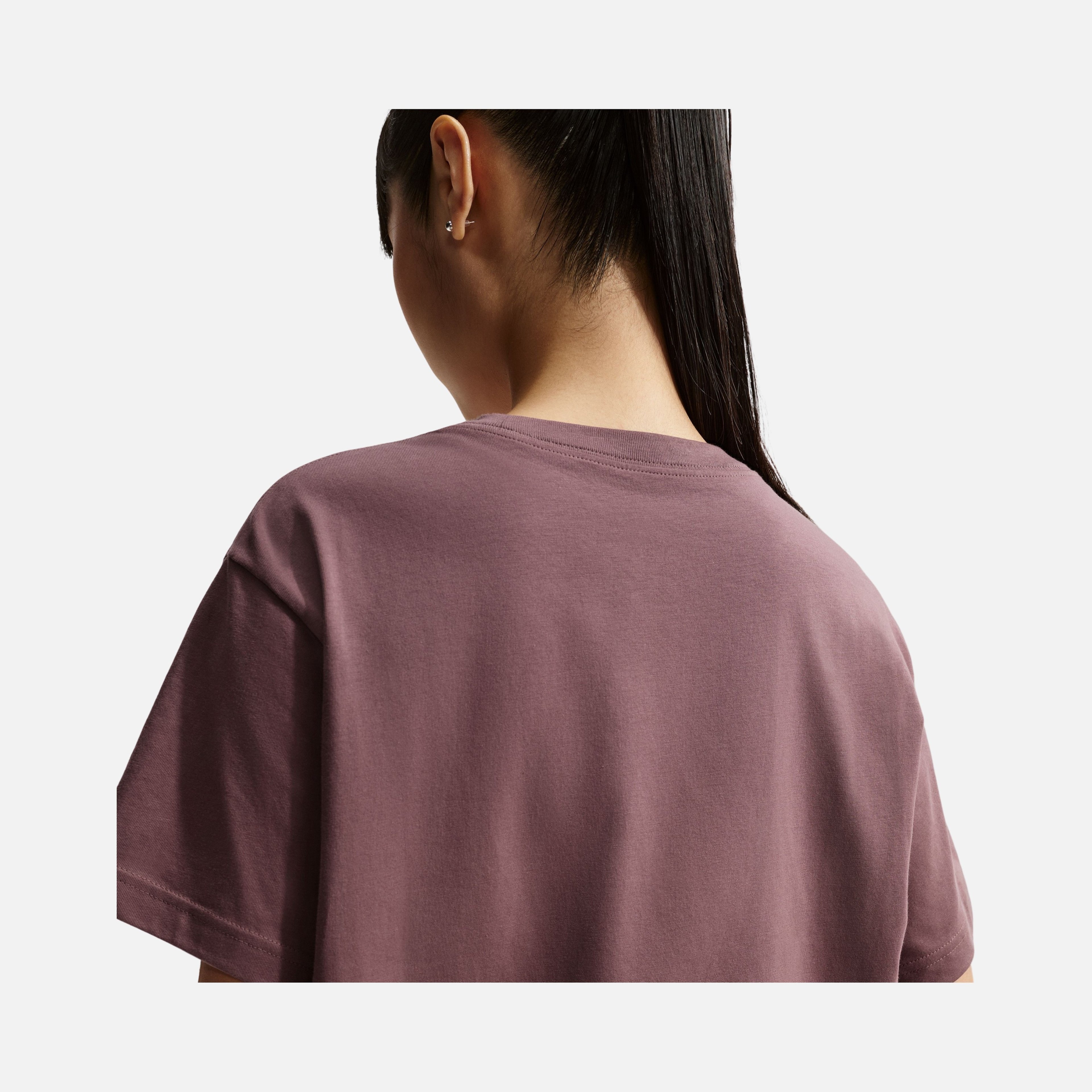 Nike Sportswear Classic Kadın Tişört