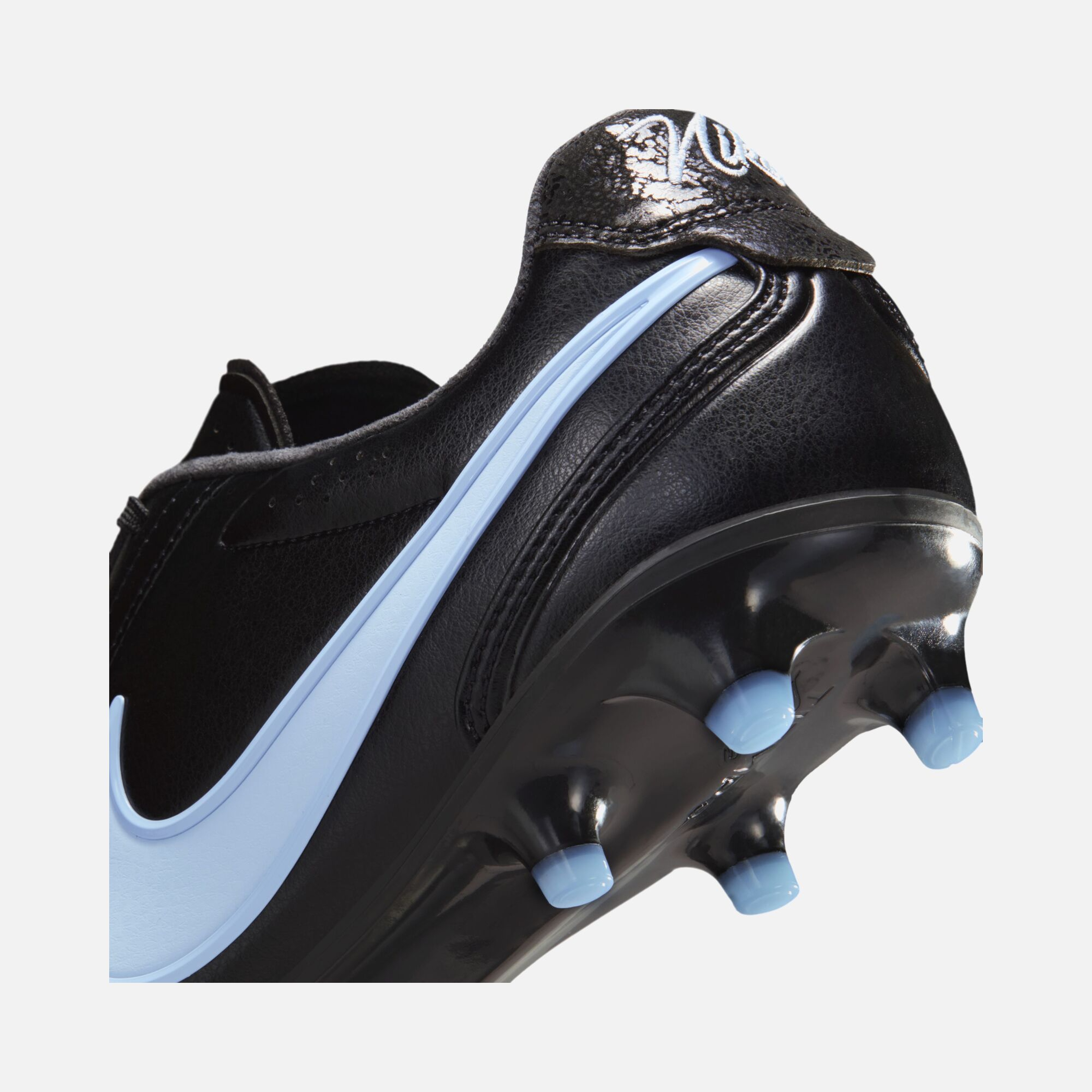 Nike Tiempo Ligera Pro Fg Erkek Krampon