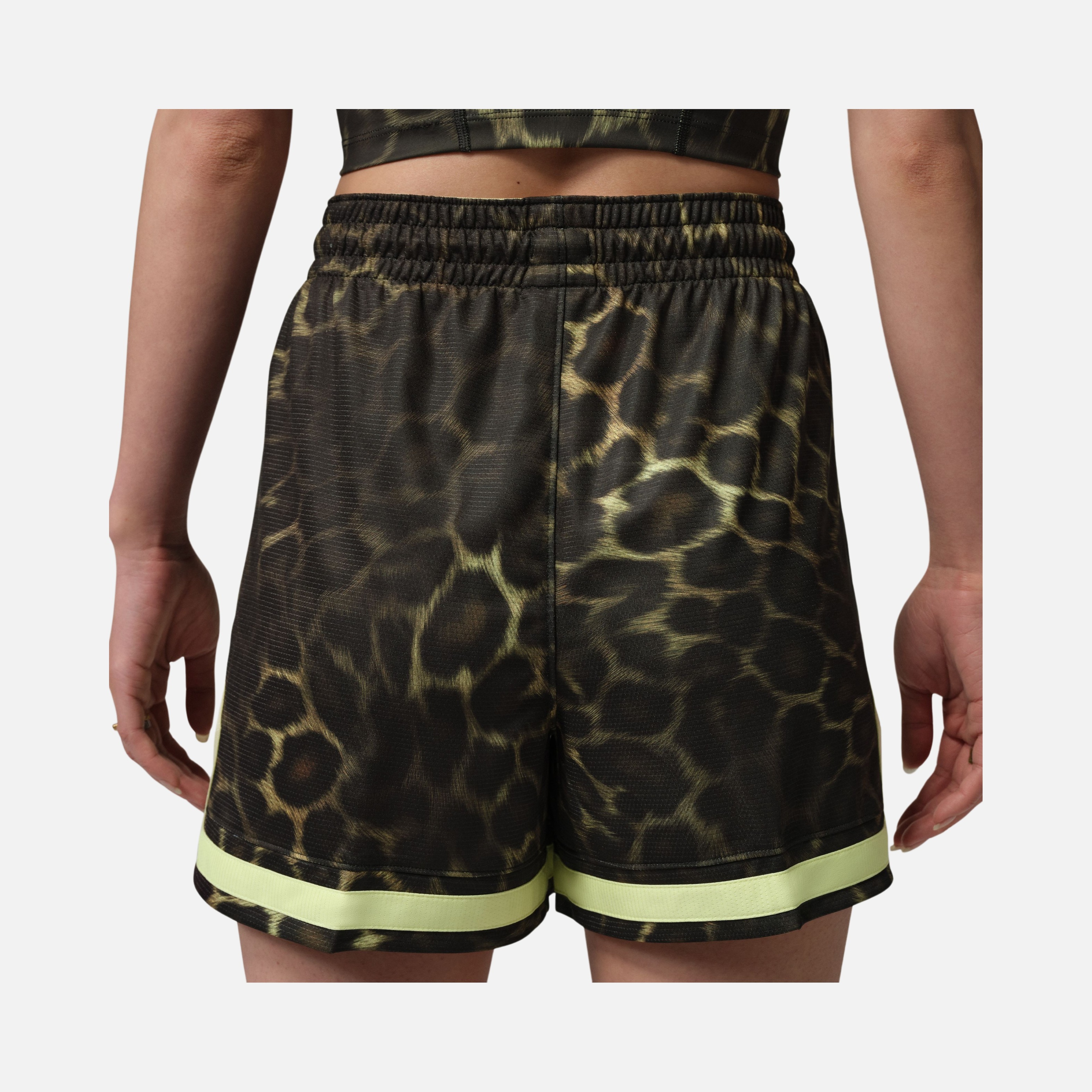 Nike W Jordan Spt Diamond 4 In Shrt Aop Kadın Şort