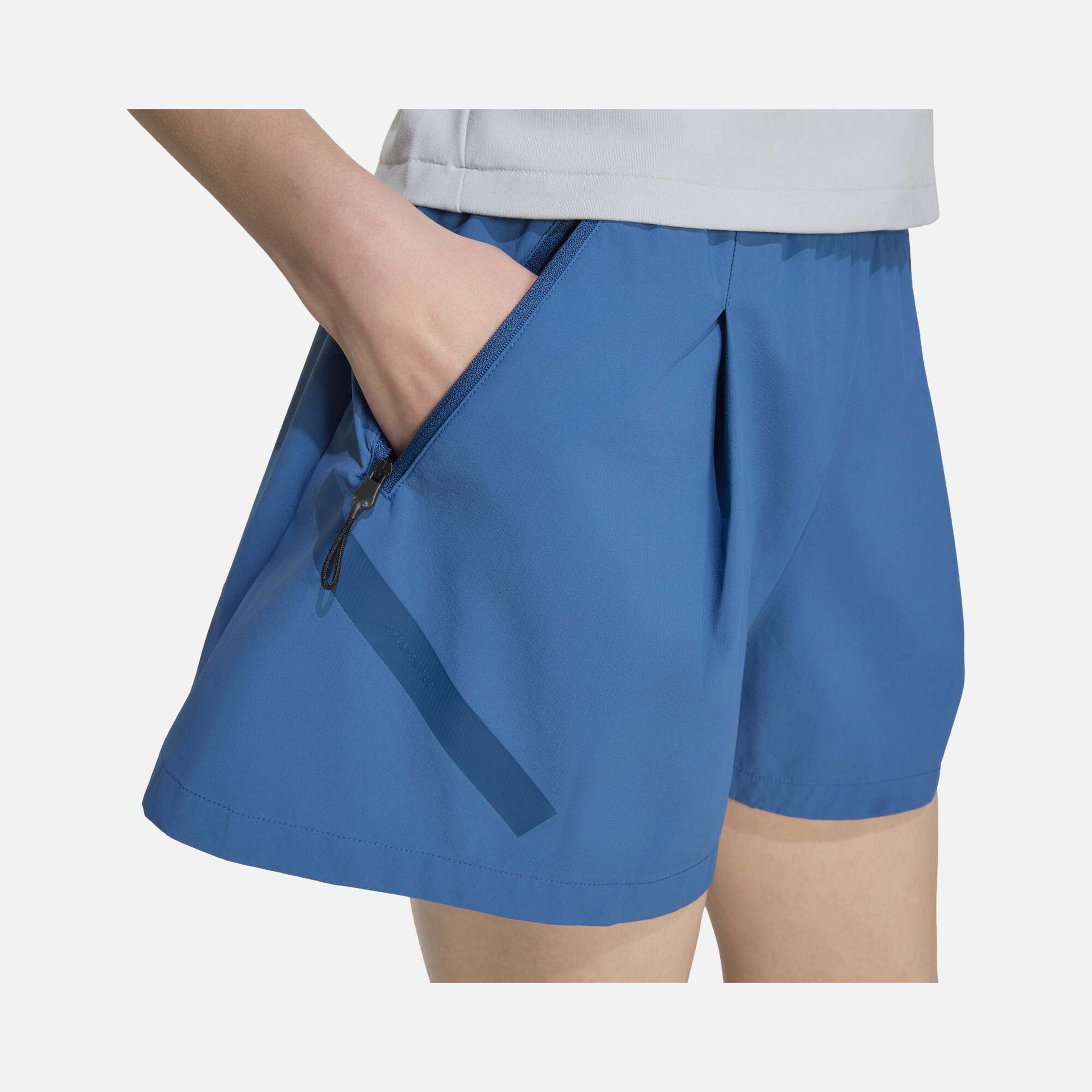 adidas W Z.N.E. Wv Sh Kadın Şort