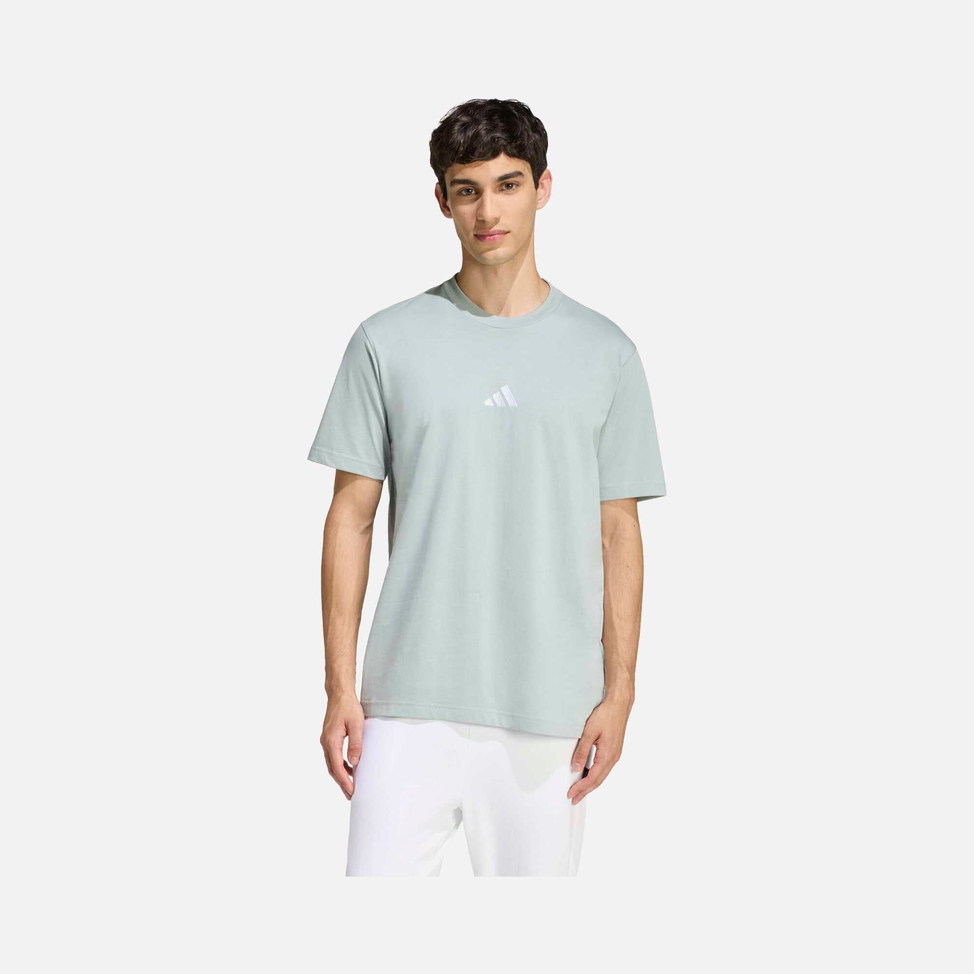 adidas Sportswear Essentials Embroidered Small Logo Single Jersey Short-Sleeve Erkek Tişört