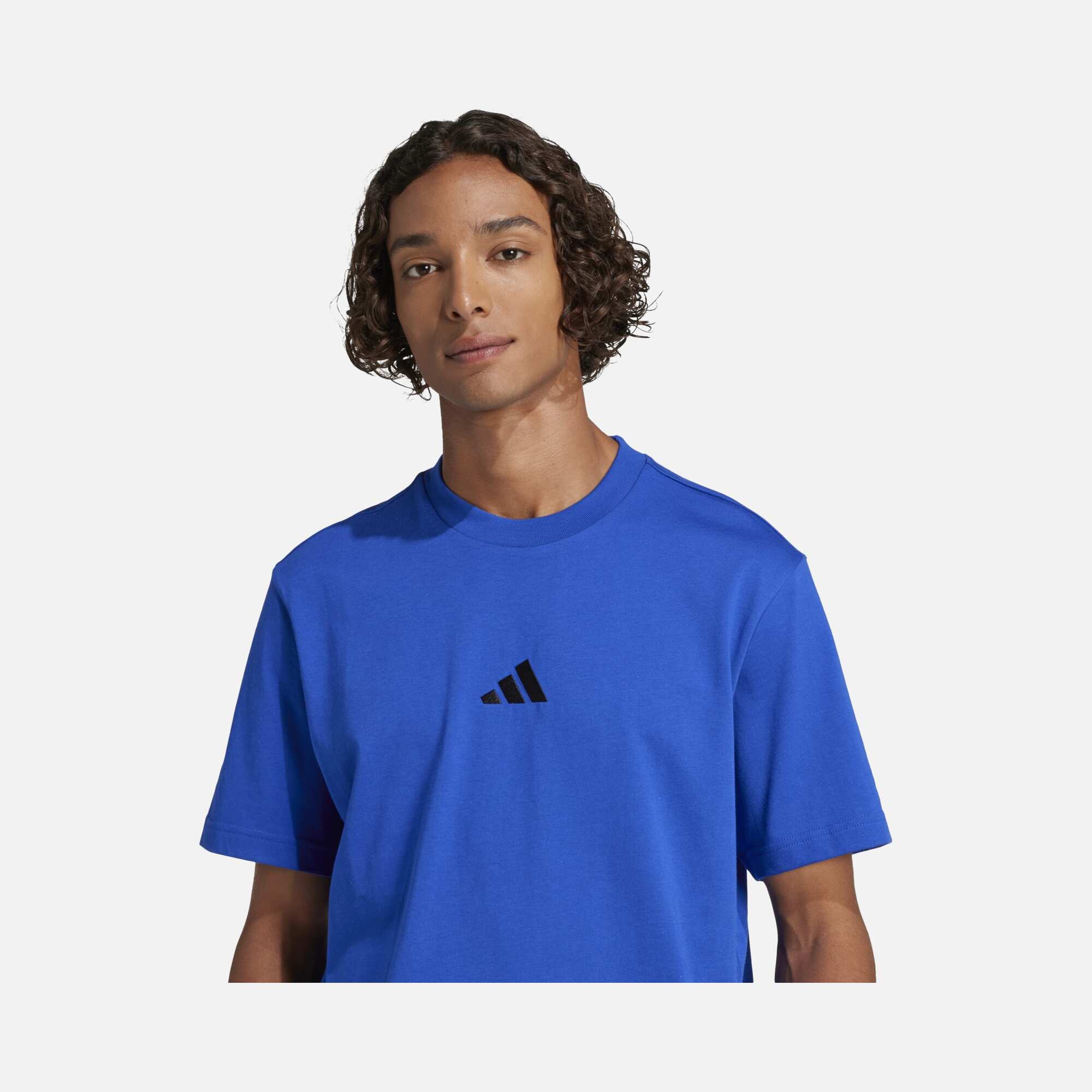 adidas Sportswear Essentials Embroidered Small Logo Single Jersey Short-Sleeve Erkek Tişört