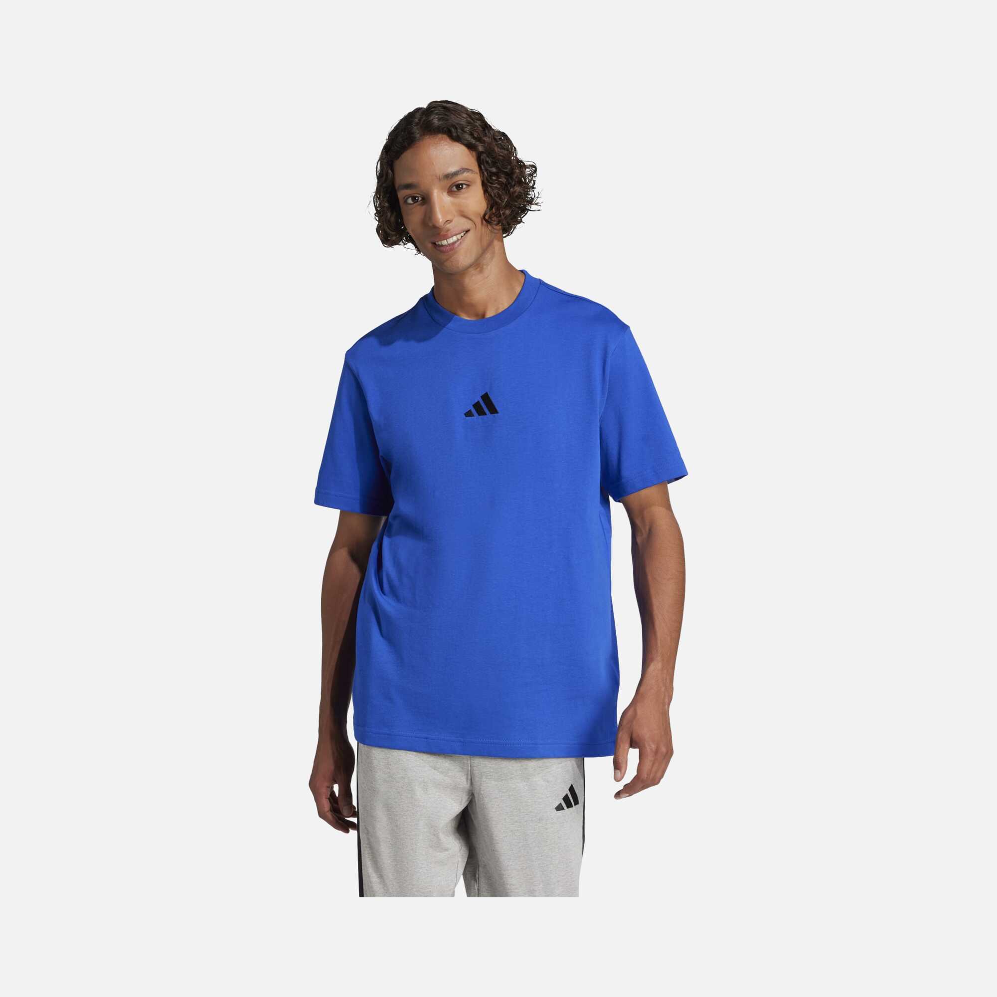 adidas Sportswear Essentials Embroidered Small Logo Single Jersey Short-Sleeve Erkek Tişört