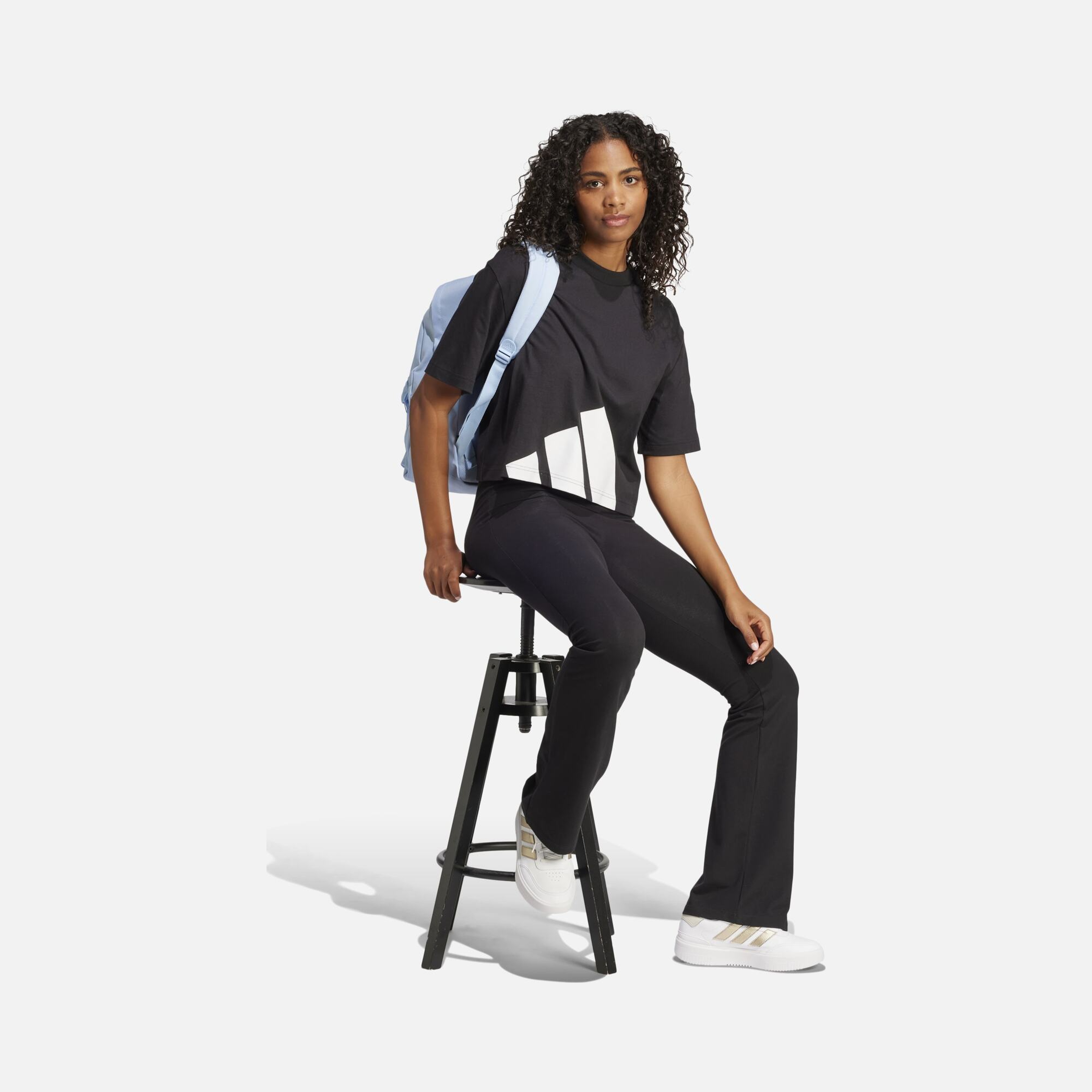 adidas Sportswear Essentials Big Logo Boyfriend Crew Nect Short-Sleeve Kadın Tişört